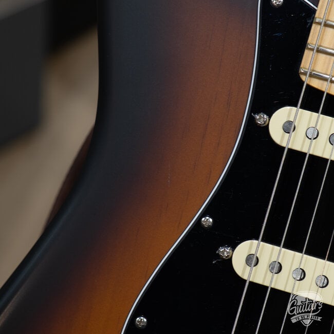 2024 Fender American Performer Timber Series Pine Strat – Satin Sunburst