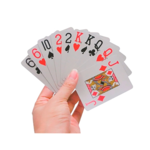 Cartes à jouer avec gros caractères