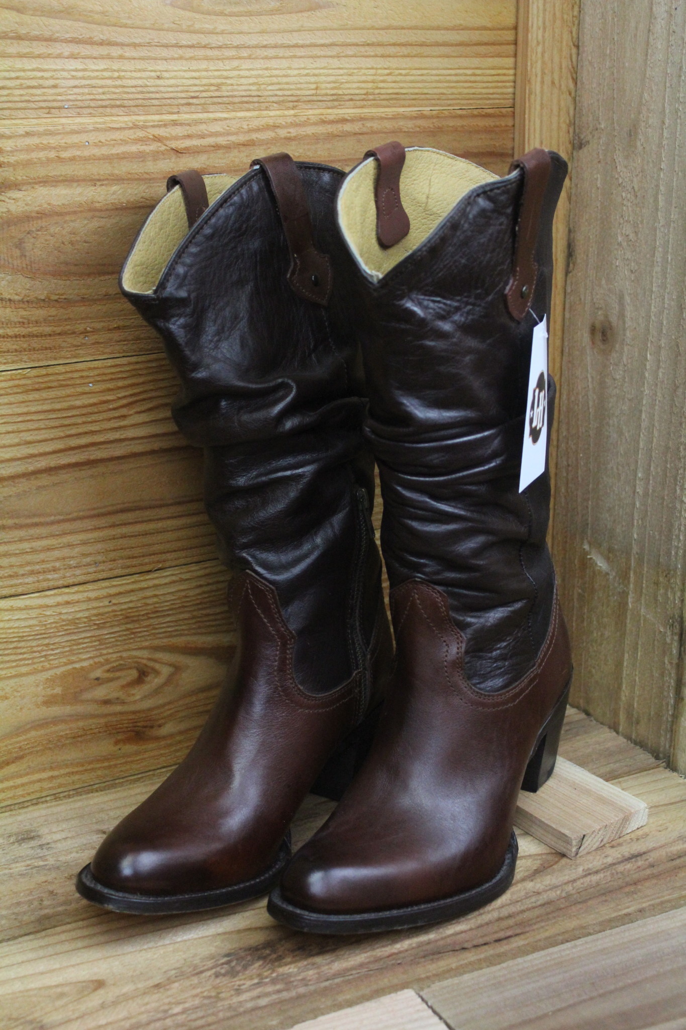 Minotauro Minotauro 302 Atanado Caoba - La Hacienda Western Wear