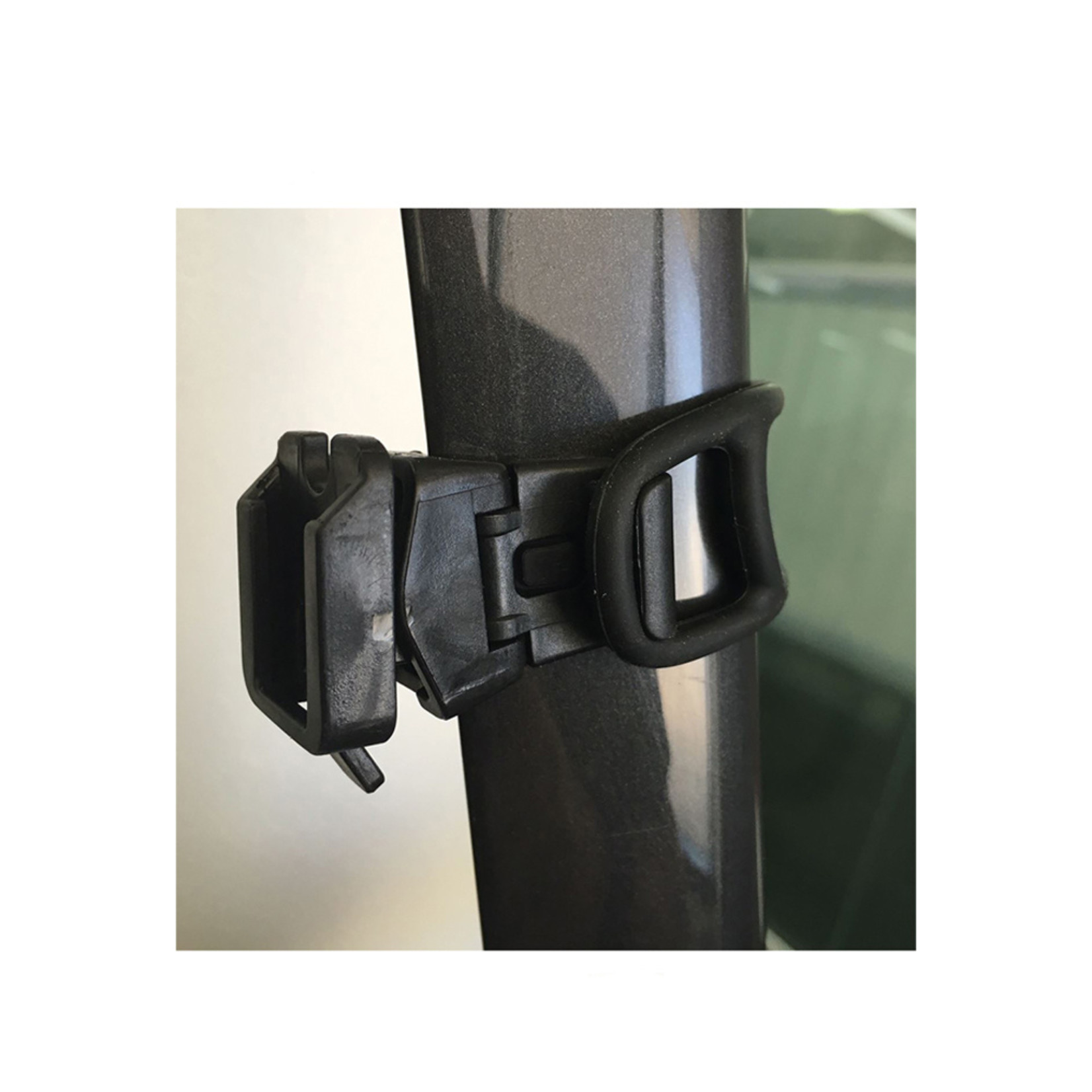 Serfas Serfas Head/Tail Universal Front And Rear Light Bracket