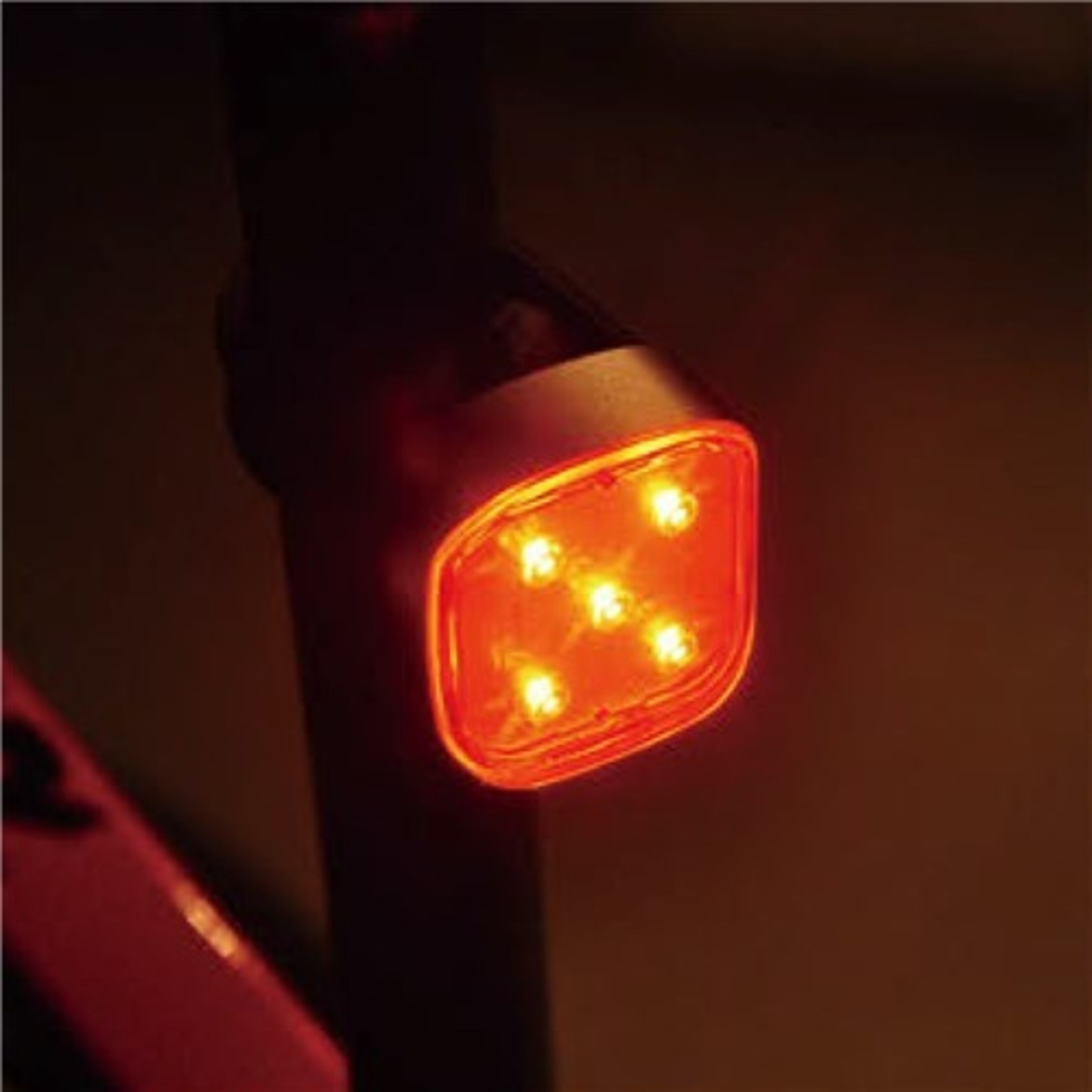 Azur Azur Bike/Cycling Light Set - USB Strobe 40/10 Lumens Light Set - Front and Rear