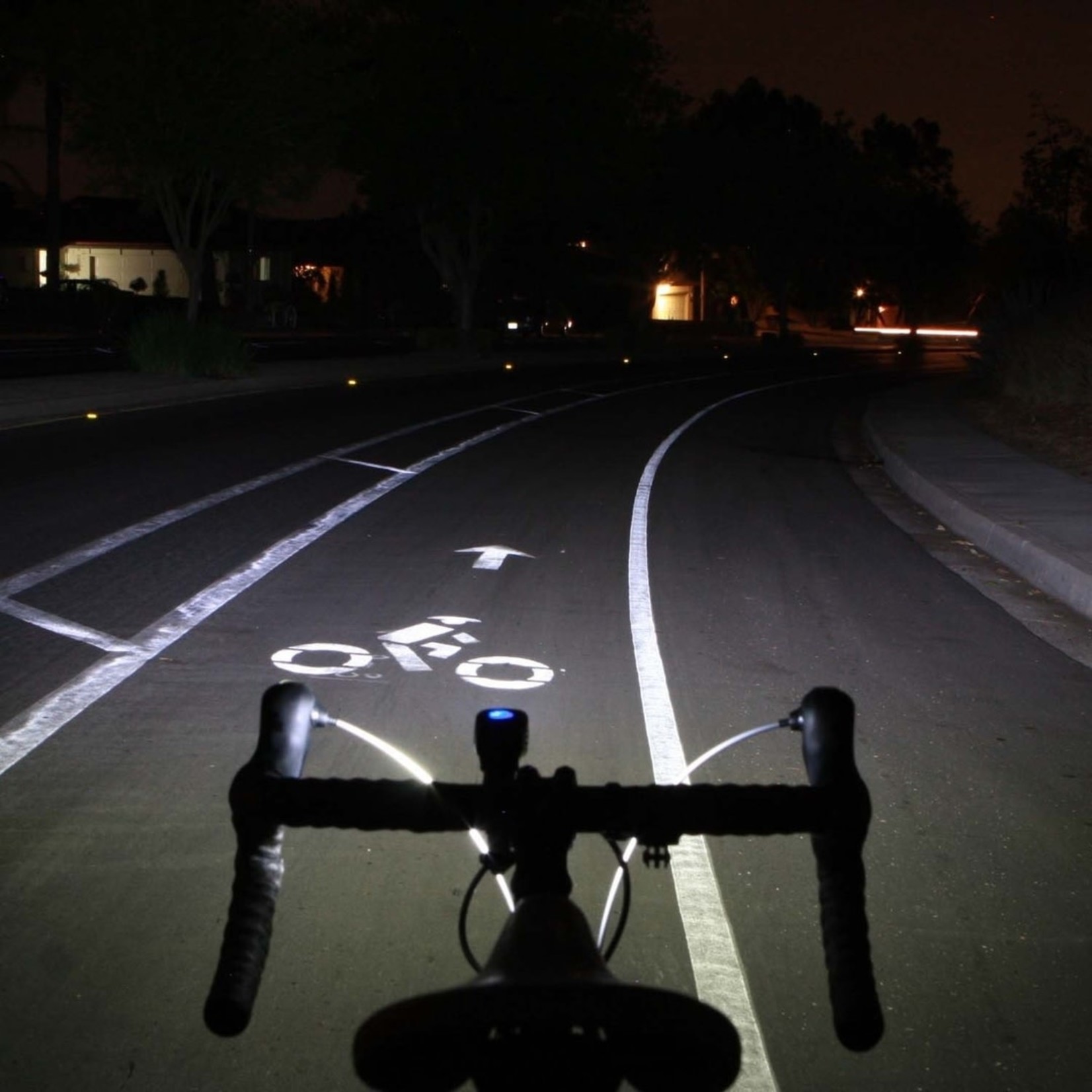 Niterider NiteRider Lumina Micro 650 Lumens / VMAX 150+ USB Combo Bike Light Set