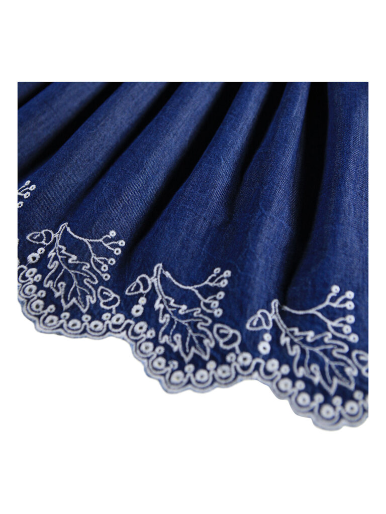 Molo Bitta - Oak Embroidery