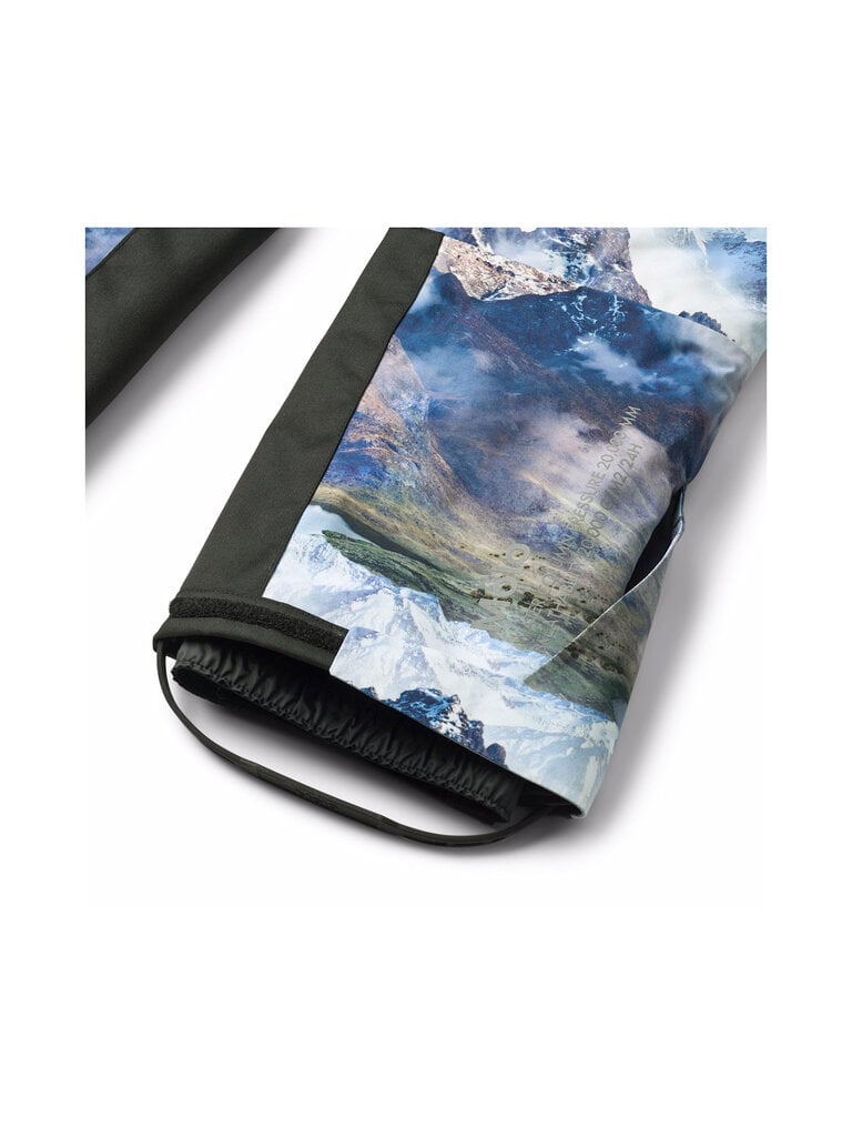 Molo Hux - Snowy Mountains