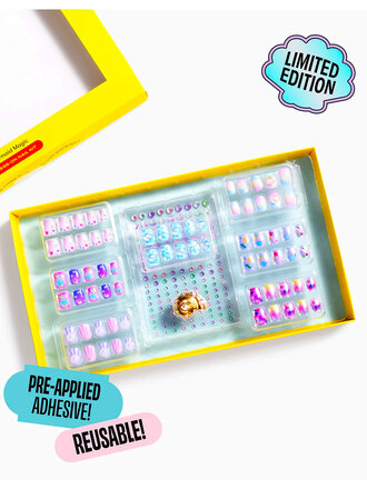 Super Smalls Mermaid Press On Nail Kit