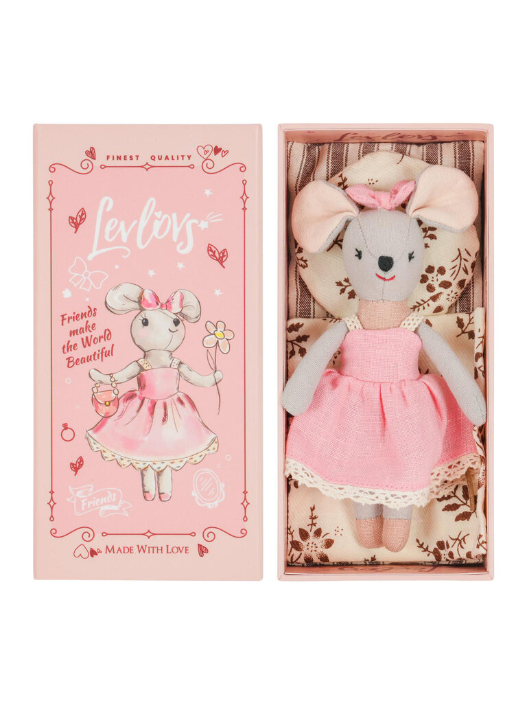 LEVLOVS Lili with the Bedding