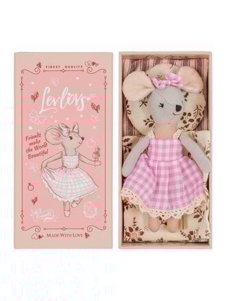 LEVLOVS Lulu with the Bedding