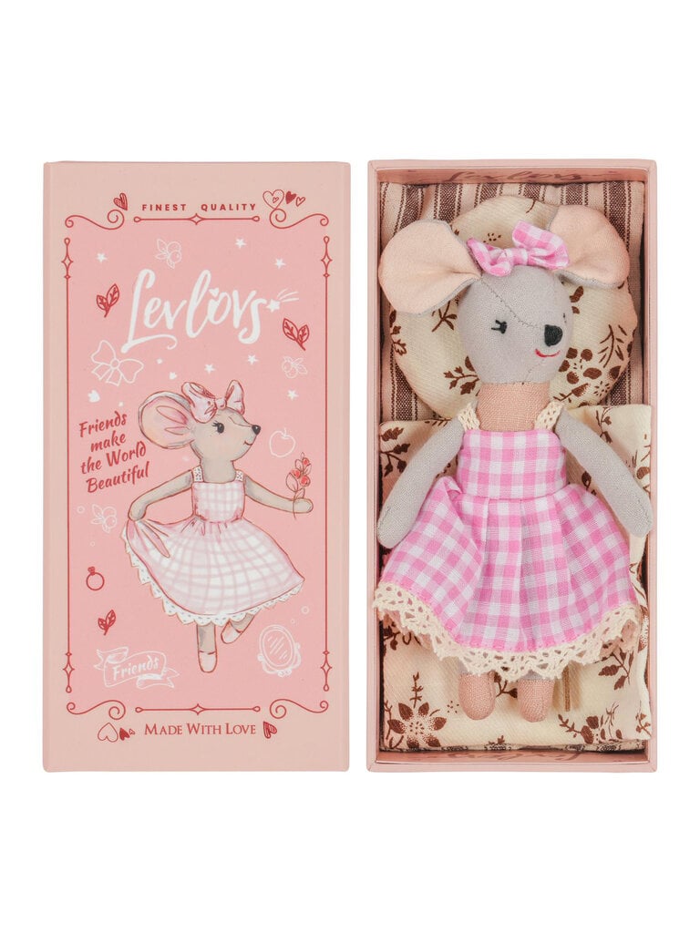 LEVLOVS Lulu with the Bedding