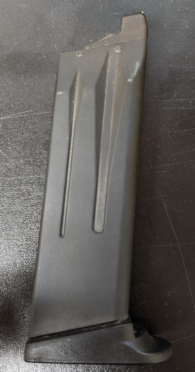 KWA KWA USP KP8 MAG (GAS BLOWBACK)