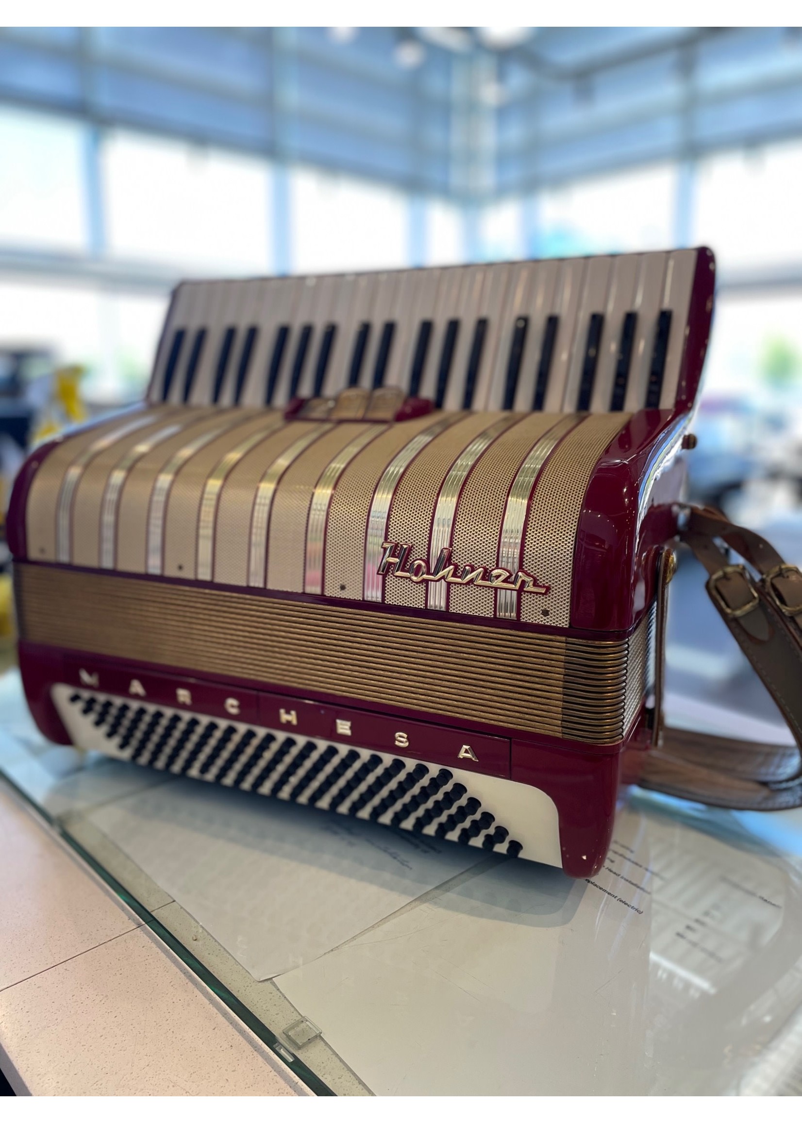 Hohner Pre-Owned Hohner Marchesa Ladies Size Accordion w/Case