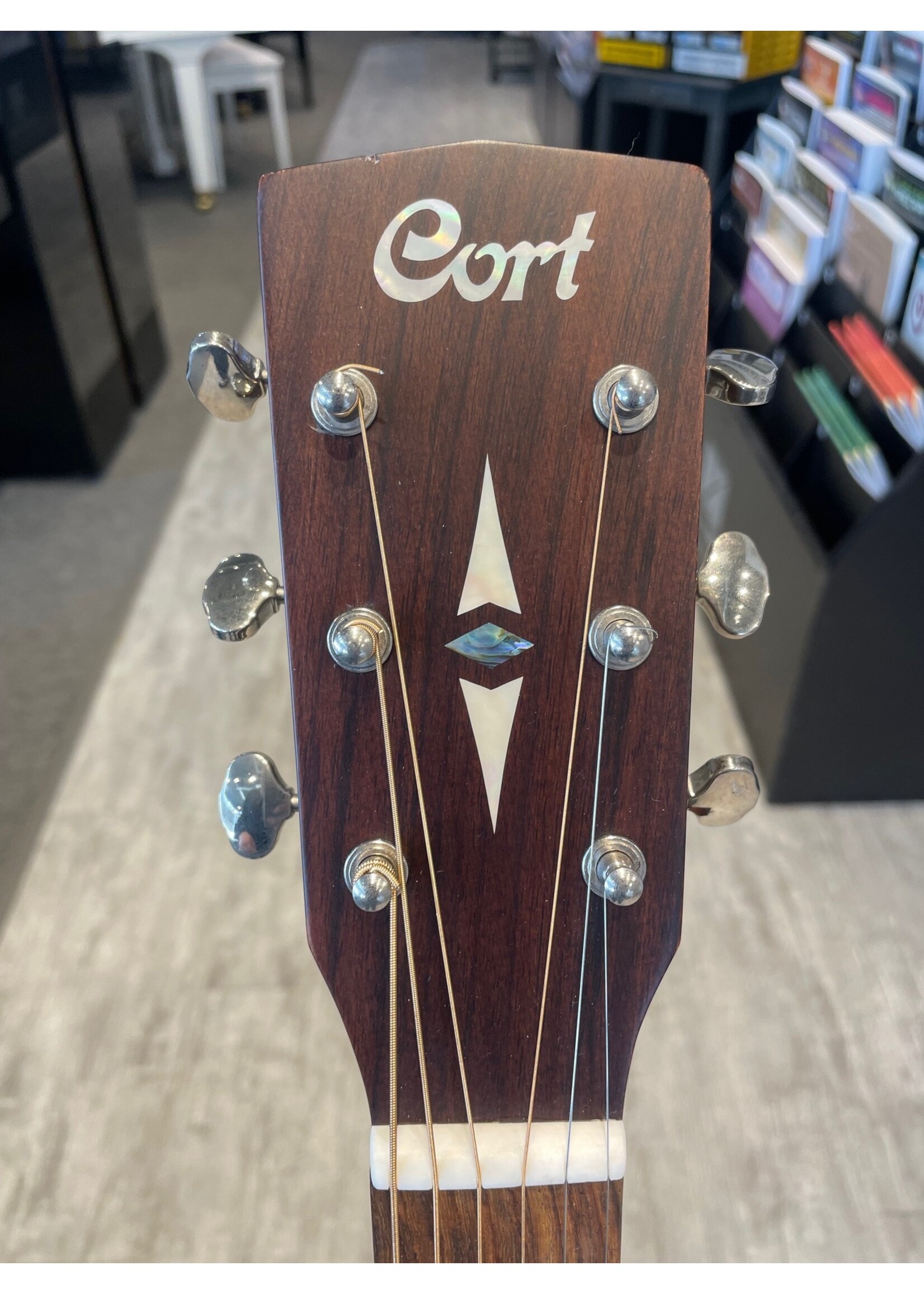 Cort Pre-owned Cort Acoustic L300V Natural w/Bag