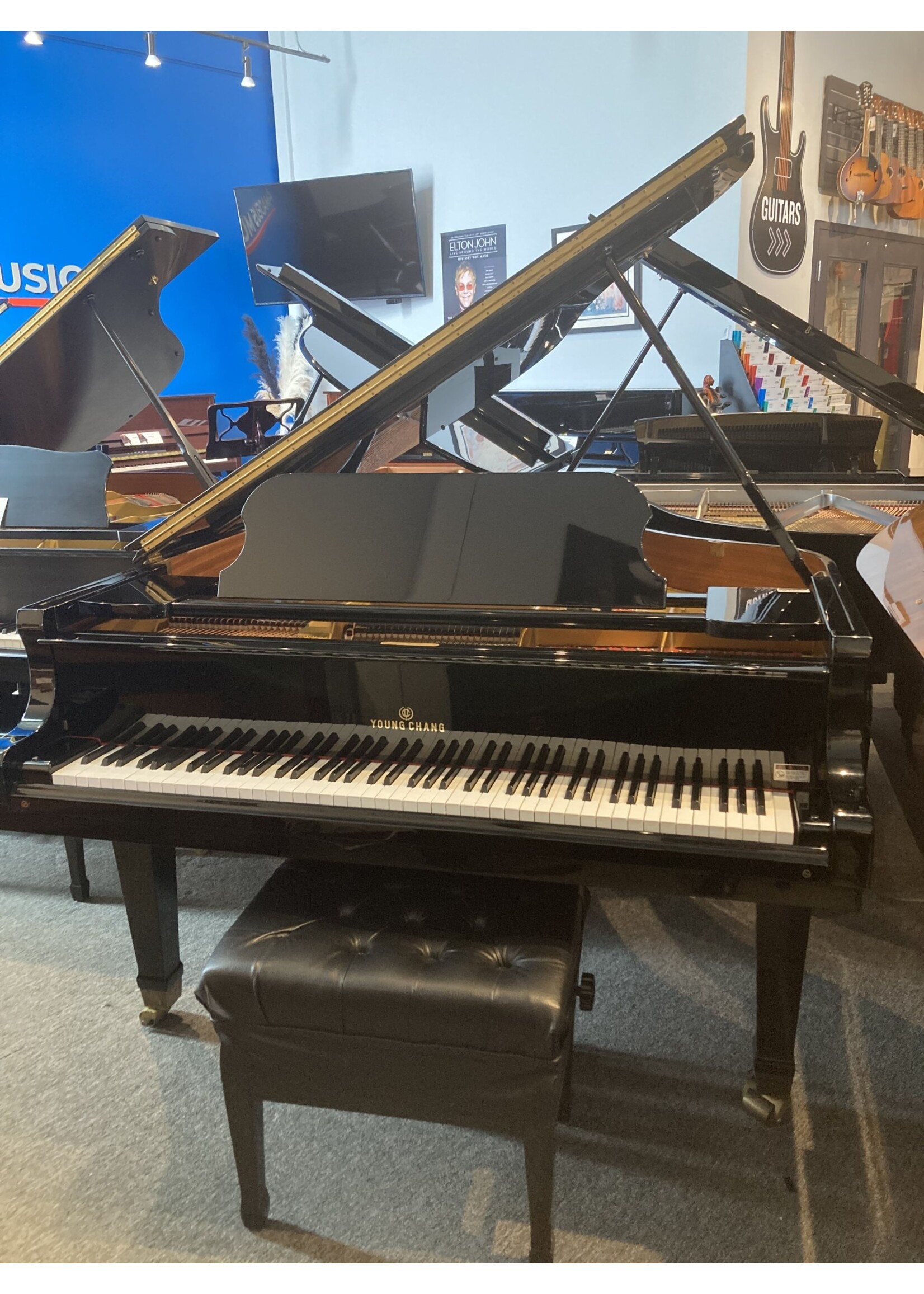 Young Chang Pre-Owned Young Chang Grand Piano K185 Polished Ebony