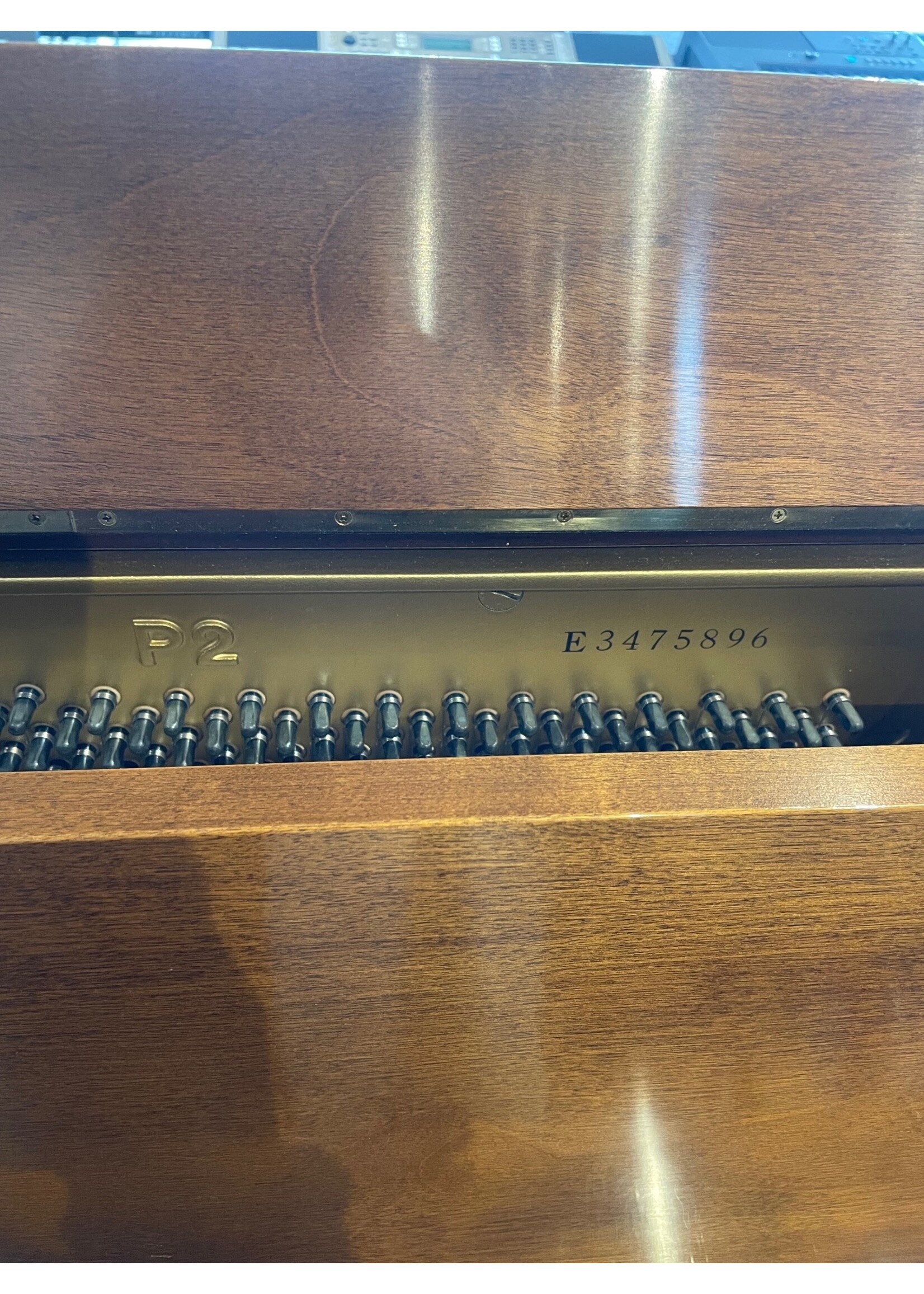Yamaha Pre-owned Yamaha Upright Piano P2 Satin Walnut