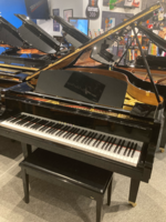 Yamaha Pre-owned Yamaha Grand Piano GH2 Polished Ebony