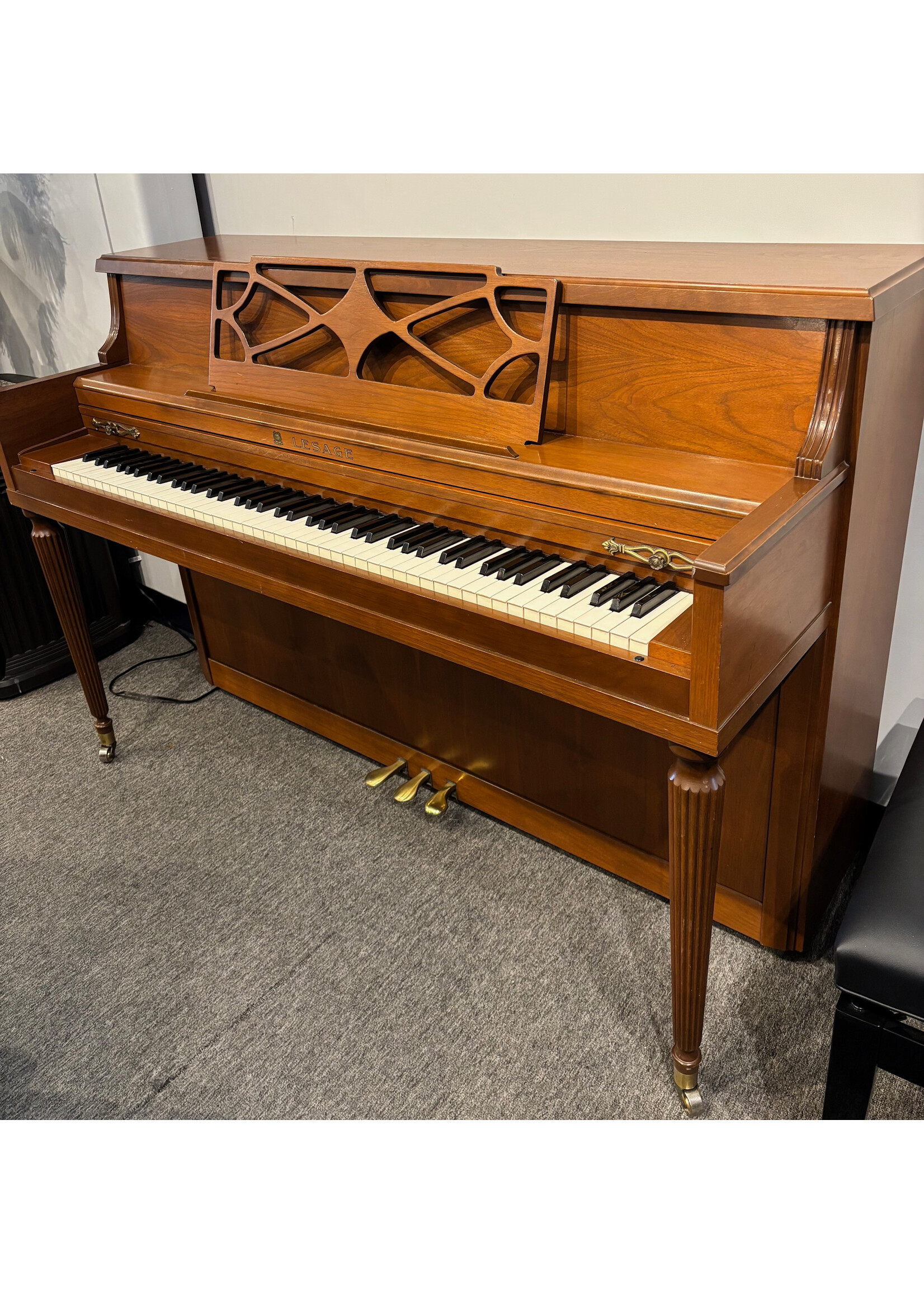 Lesage Pre-Owned Lesage Upright Piano Satin Walnut