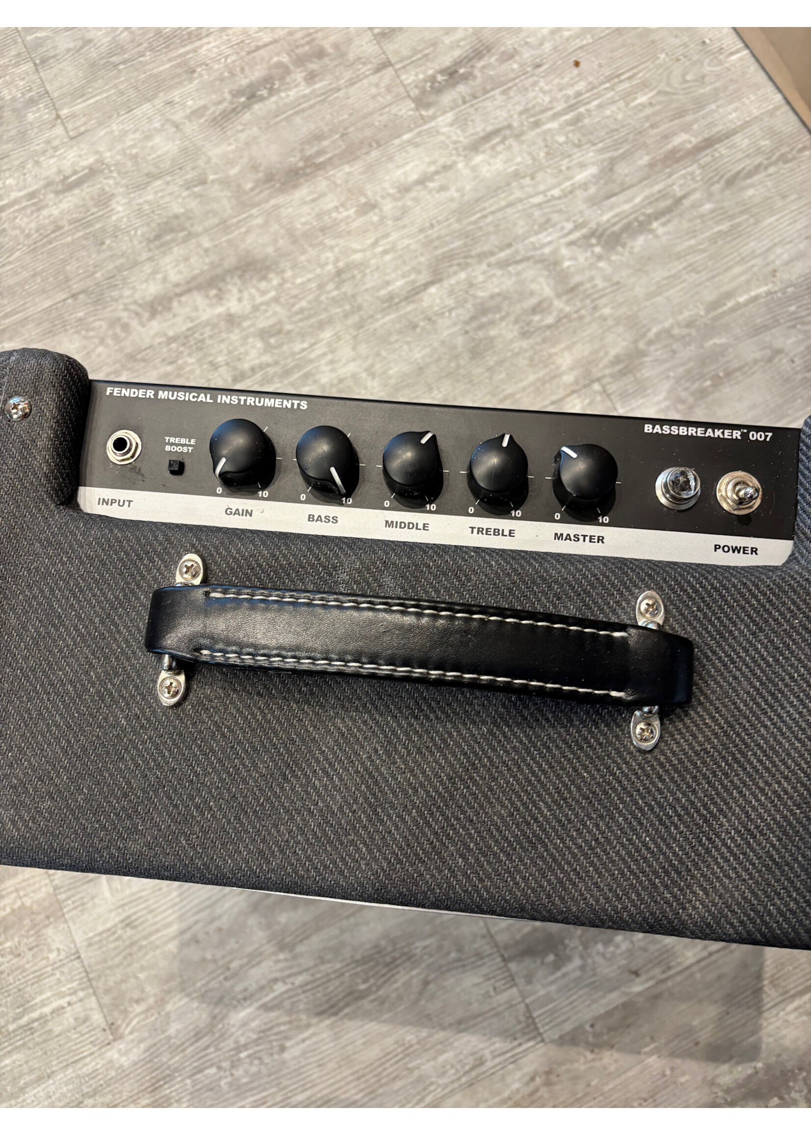 Fender Pre-owned Fender Tube Amplifier Bassbreaker 007