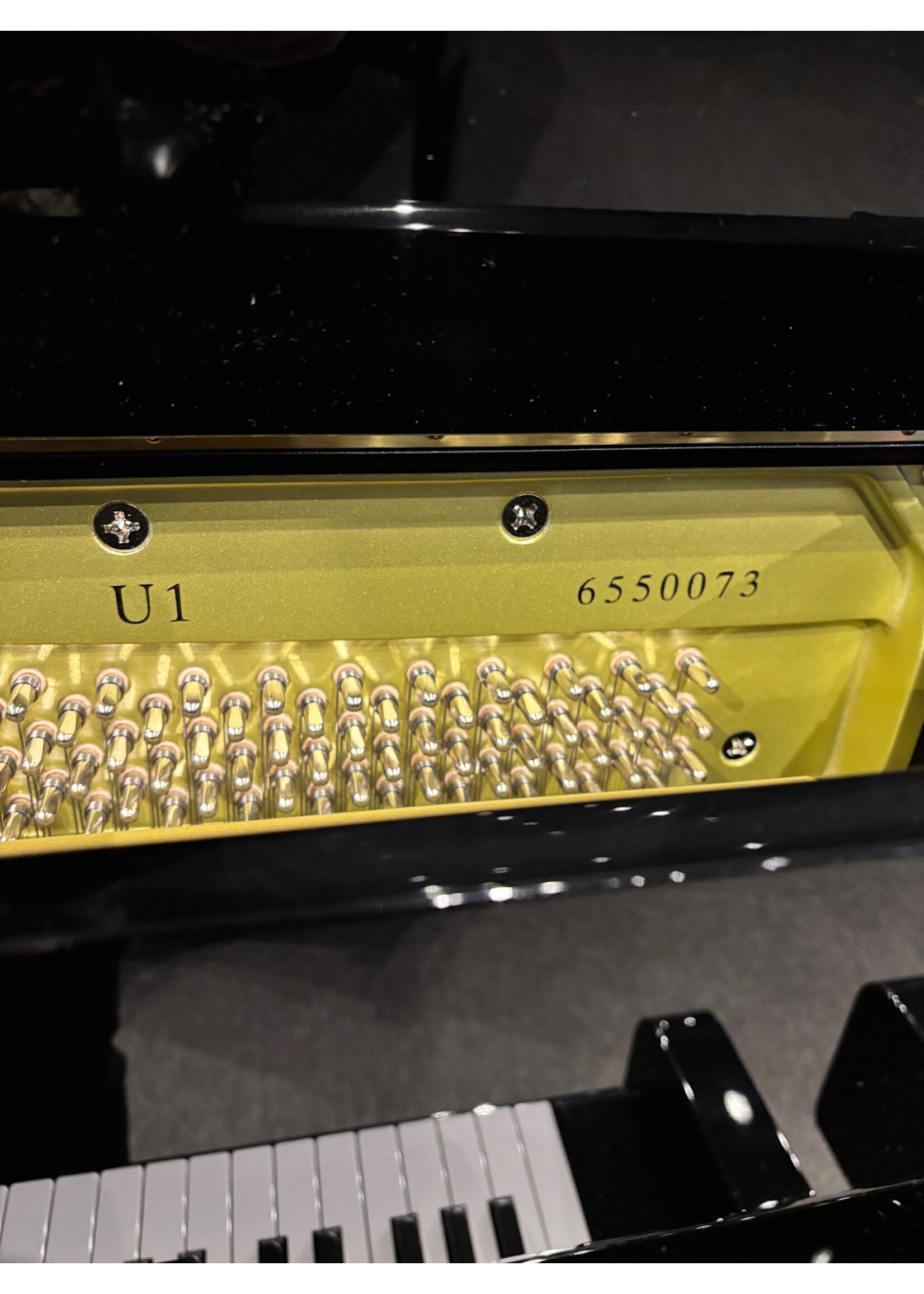 Yamaha Pre-owned Yamaha Upright Piano U1 Polished Ebony