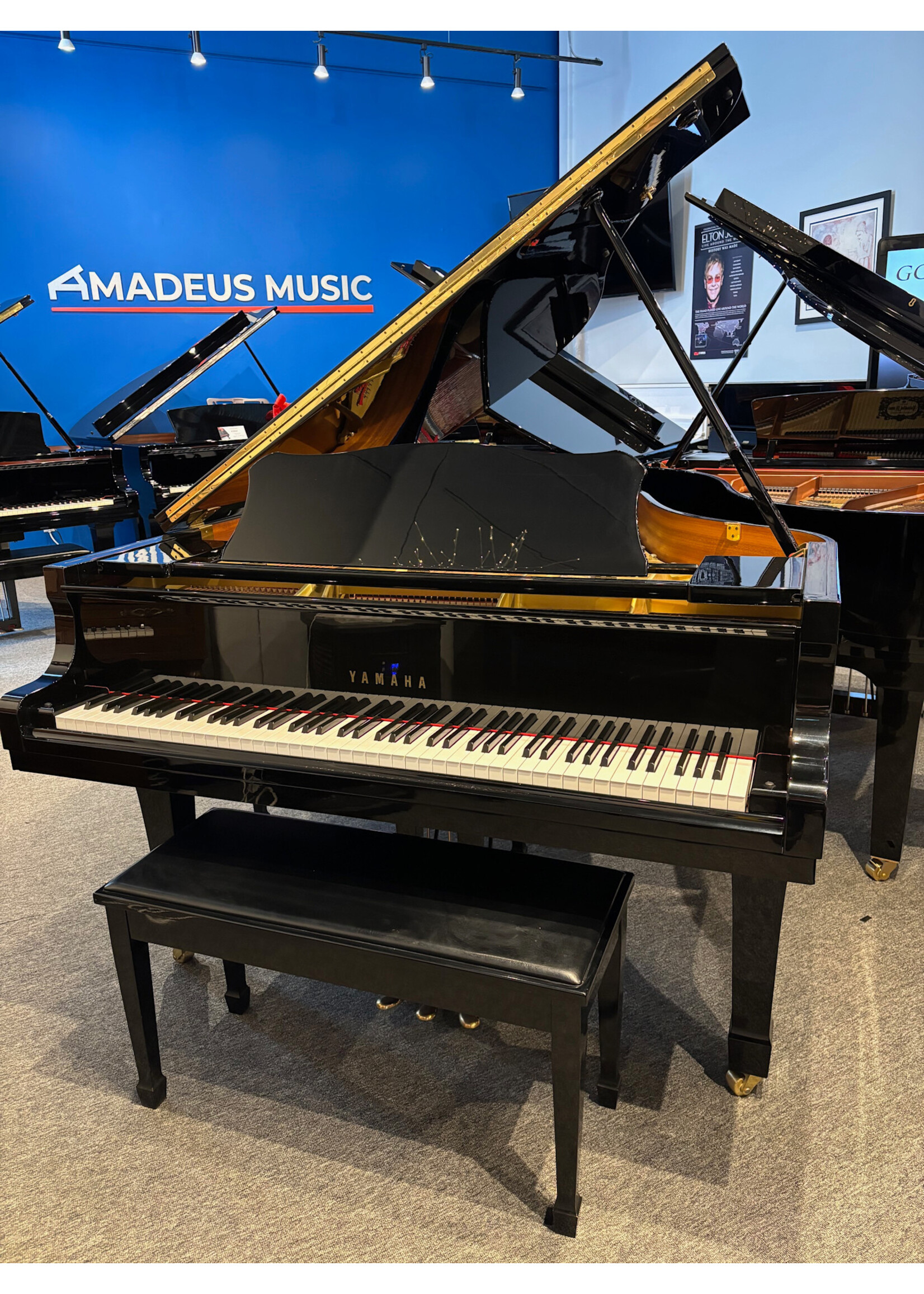 Yamaha Pre-owned Yamaha Grand Piano G3 Polished Ebony