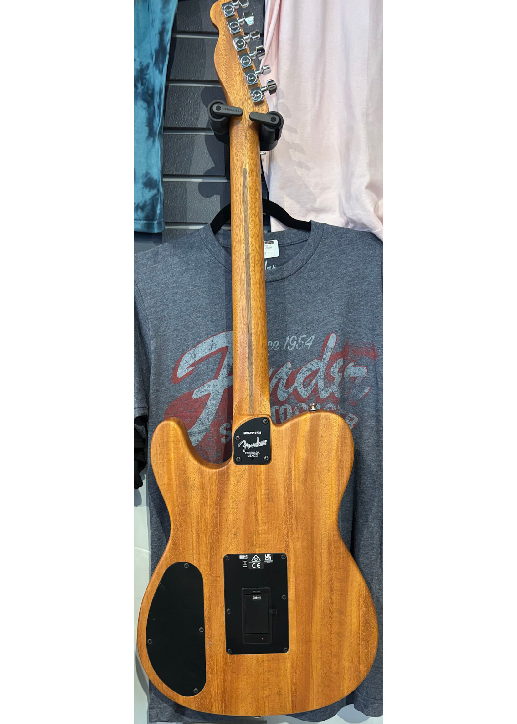 Fender Pre-owned Fender Acoustasonic Player Telecaster Shadow Burst w/Gig Bag