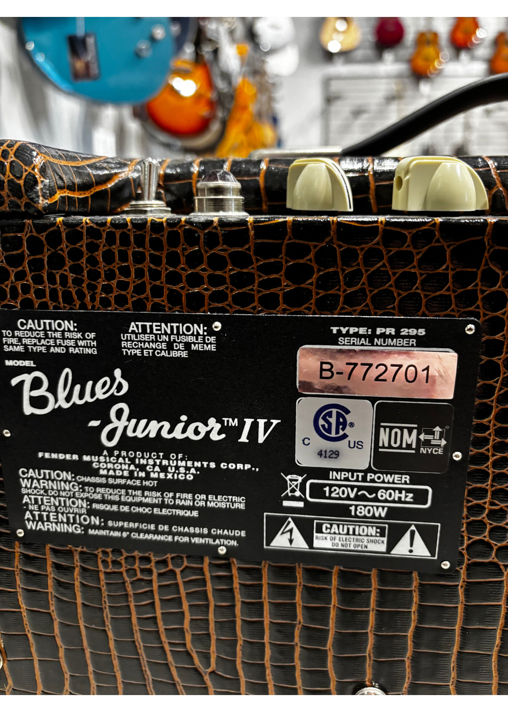 Fender Pre-owned Fender Tube Amplifier Limited Edition Blues Jr IV Alligator