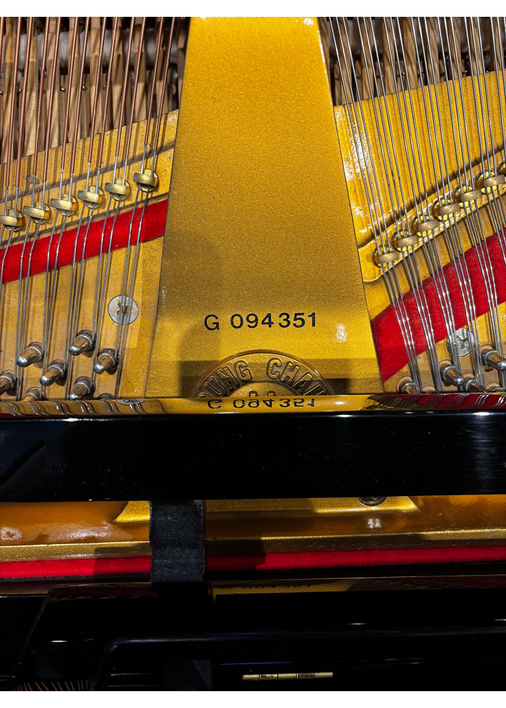 Young Chang Pre-owned Young Chang Grand Piano 7ft G-208C Polished Ebony