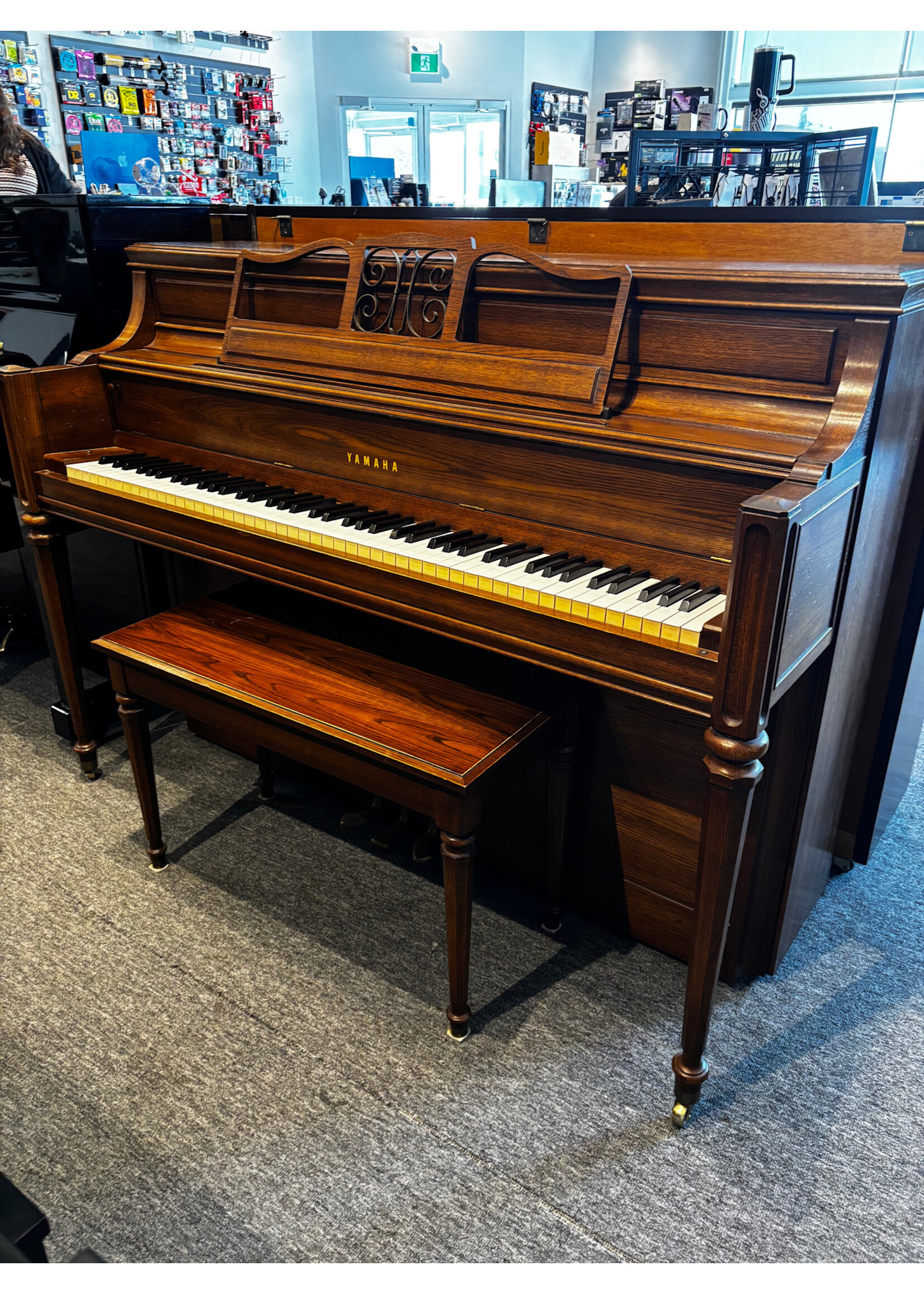 Yamaha Pre-owned Yamaha Upright Piano M Series Satin Walnut
