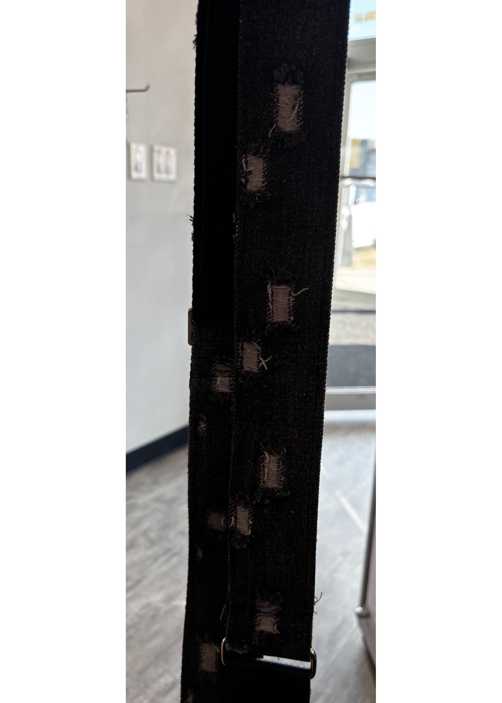 LM Guitar Straps LM Strap Destroyed Denim Series - Black D-2 BK