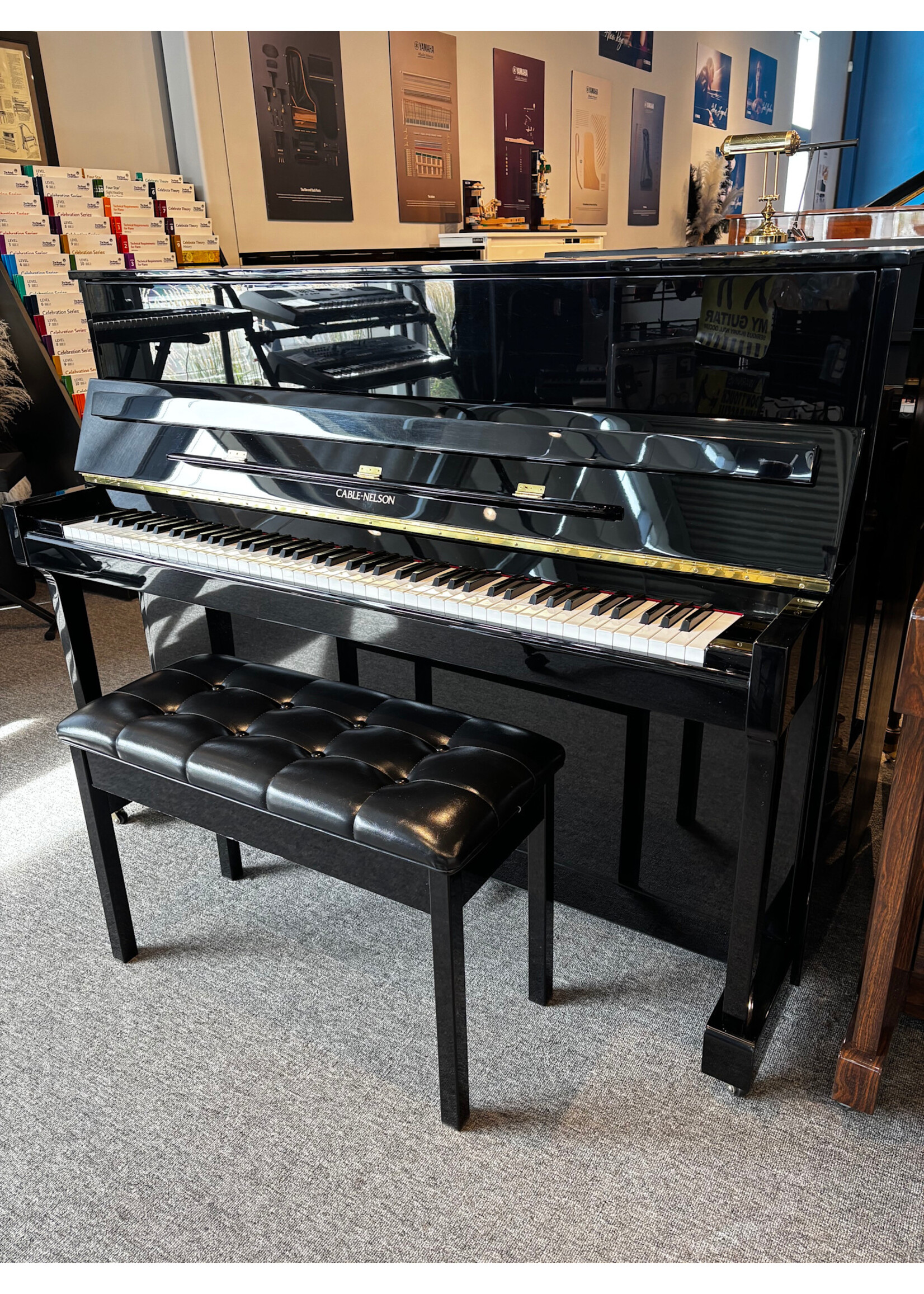 Cable-Nelson Pre-owned Cable Nelson Upright Piano CN116 Polished Ebony