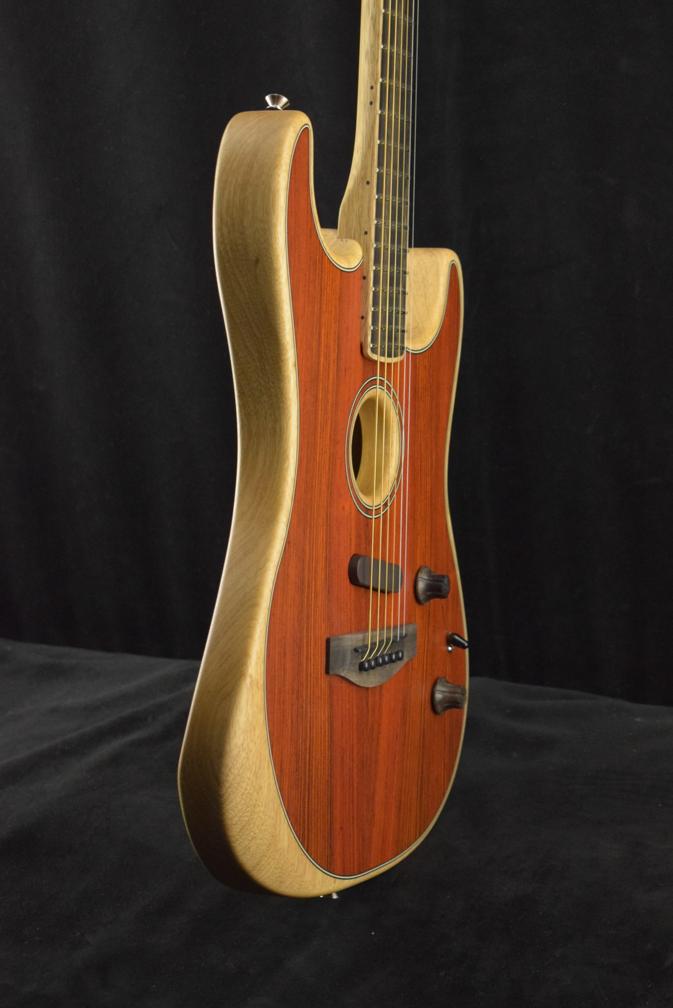 ギター Fender American Acoustasonic Cocobolo image.jpg