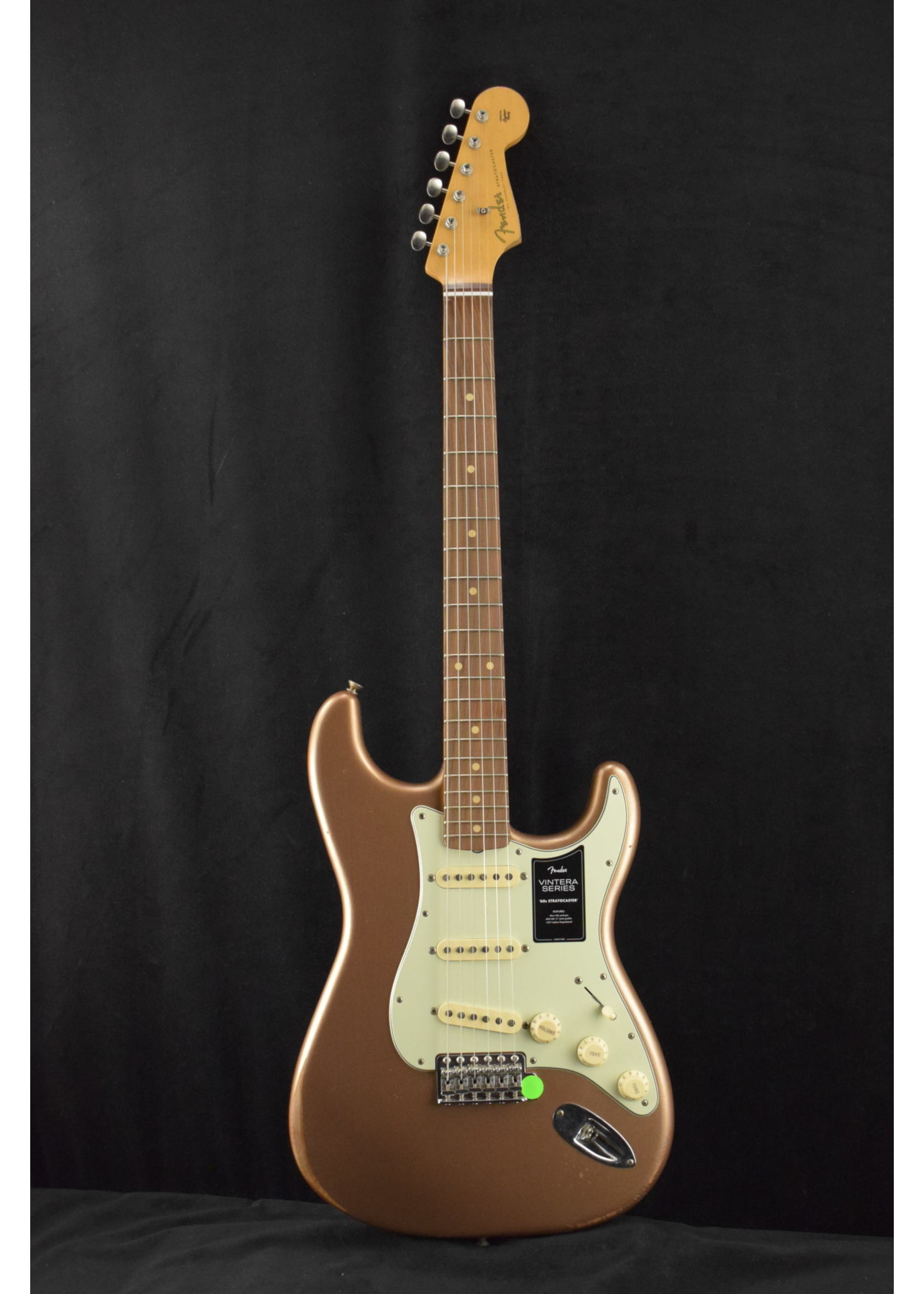 Fender Fender Vintera Road Worn '60s Stratocaster Firemist Gold