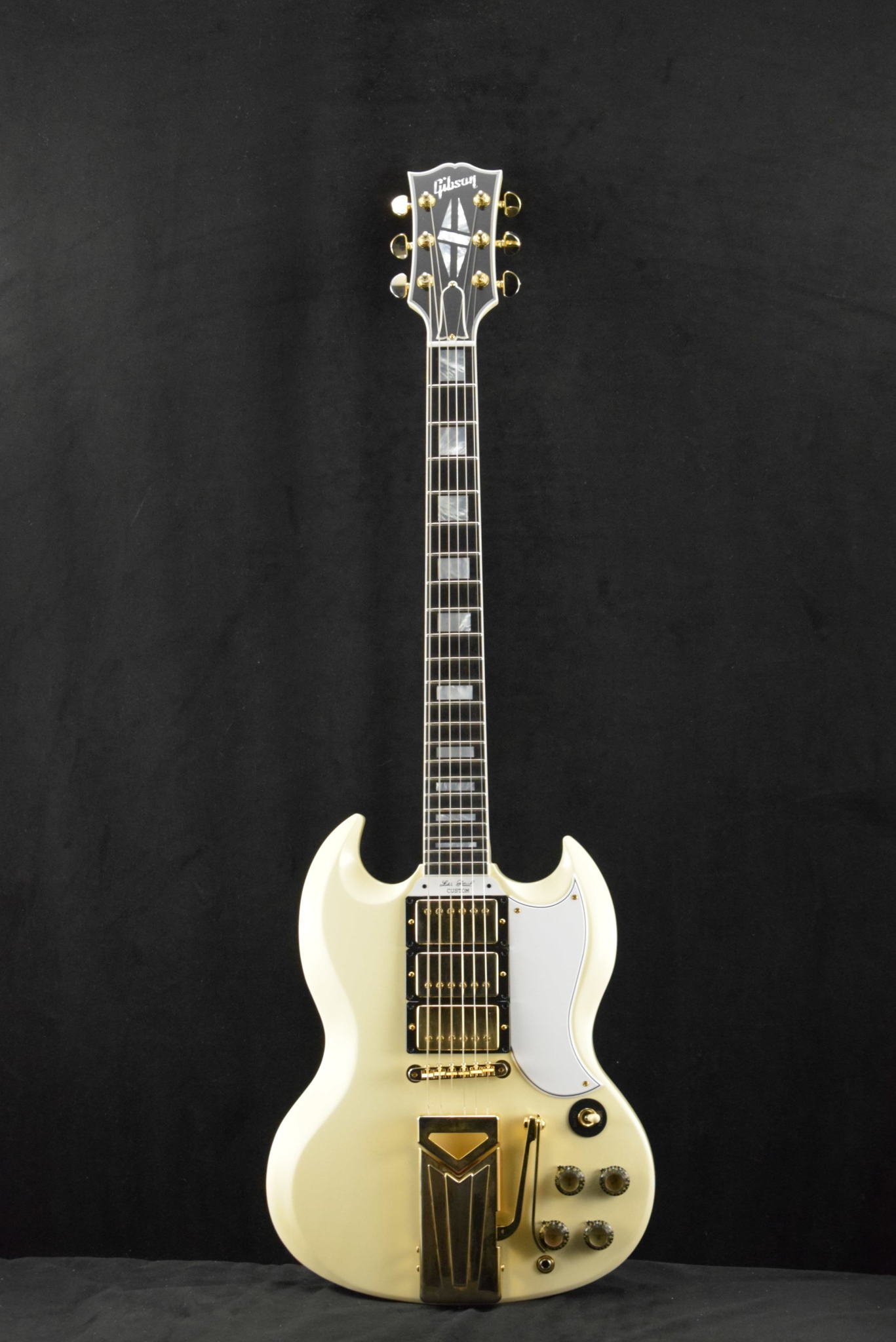 Gibson Gibson Custom Shop 60th Anniversary 1961 Les Paul SG Custom With  Sideways Vibrola Polaris White