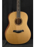 Taylor Taylor Builder's Edition 517e Natural