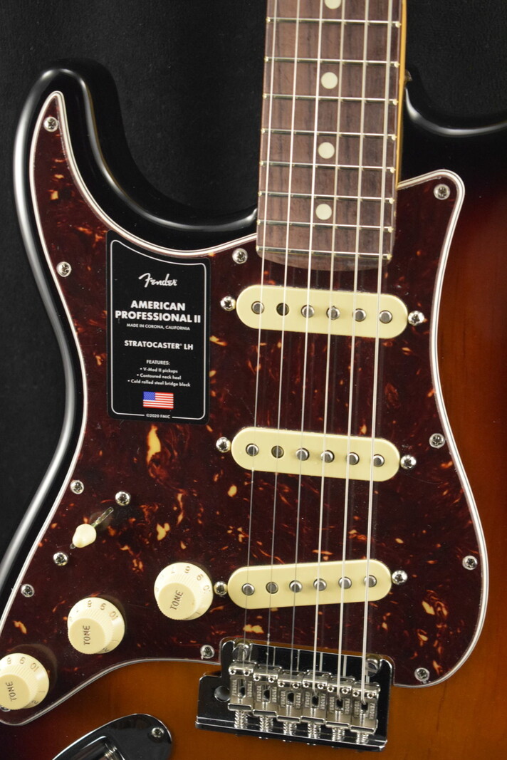 Fender Fender American Professional II Stratocaster Left-Hand 3-Color Sunburst