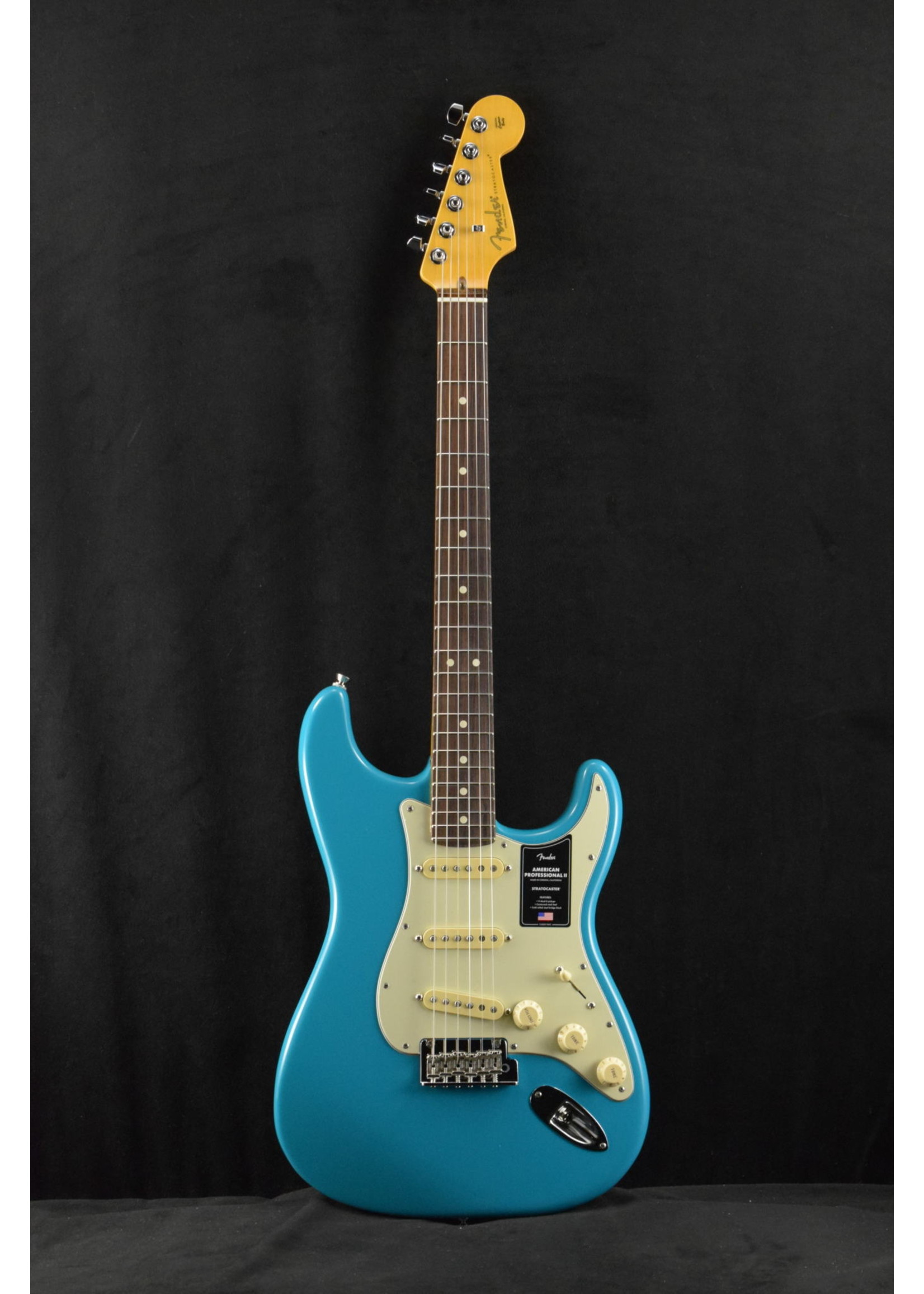 Fender Fender American Professional II Stratocaster Miami Blue Rosewood Fingerboard