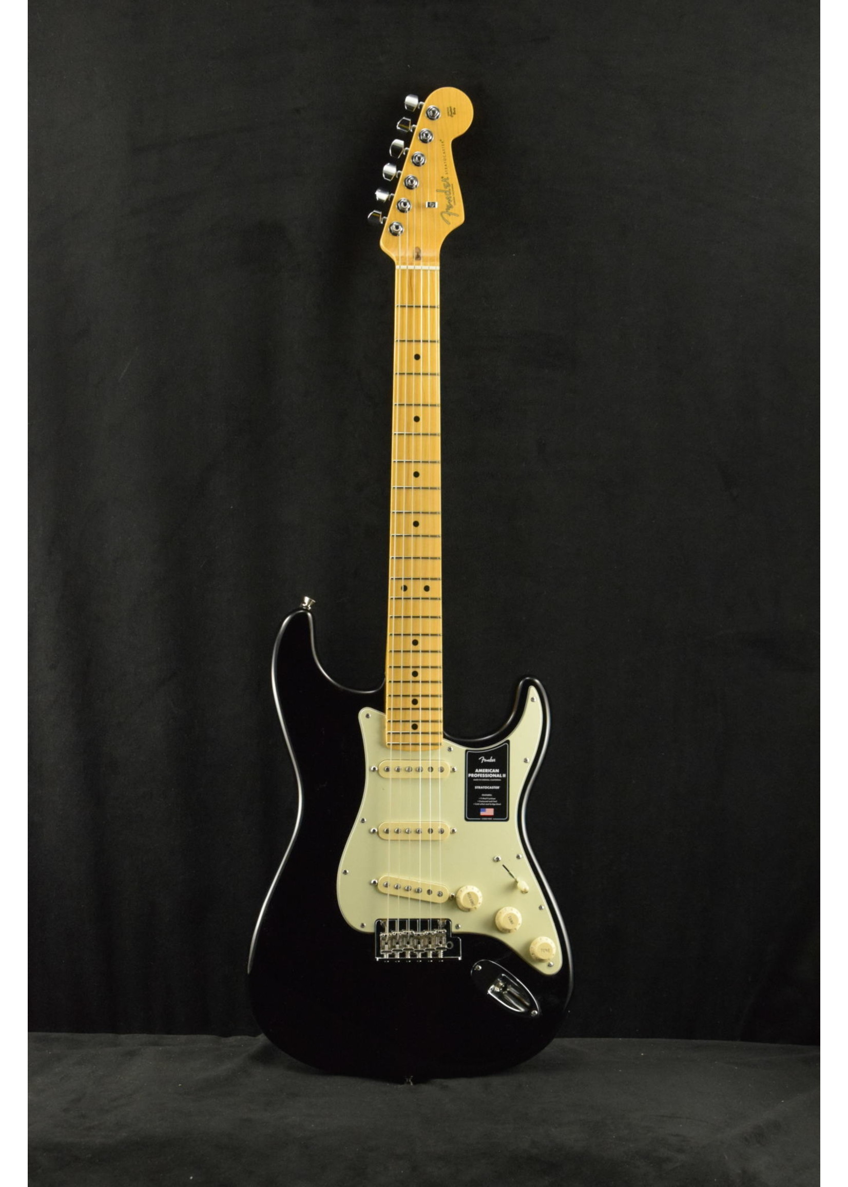 Fender Fender American Professional II Stratocaster Maple Fingerboard Black