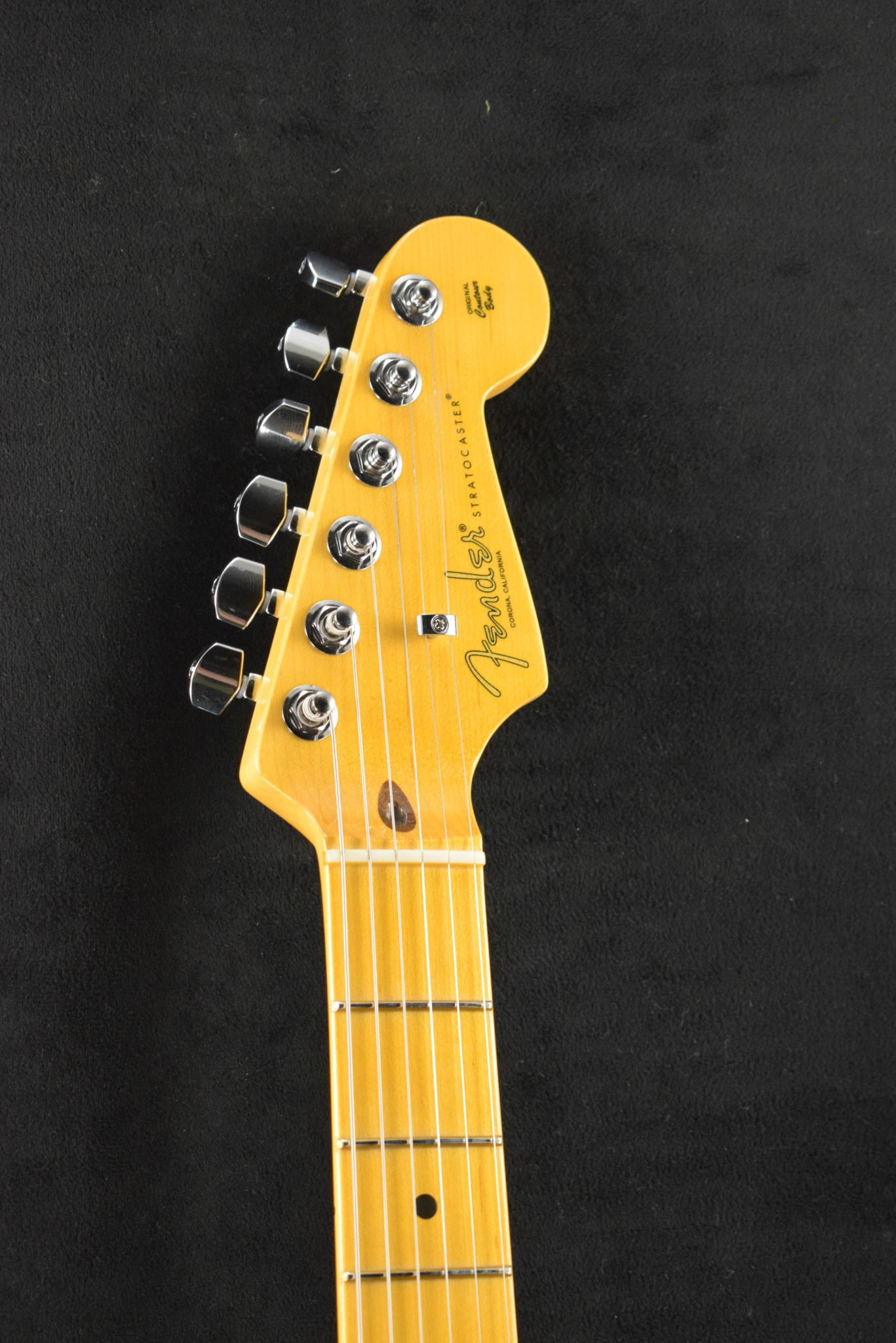 Fender Fender American Professional II Stratocaster Maple Fretboard Miami Blue