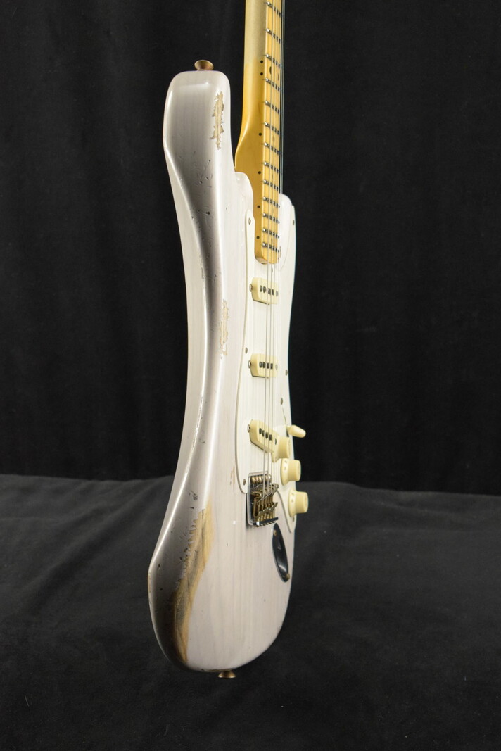 Fender Fender Custom Shop 1957 Stratocaster Relic Aged White Blonde