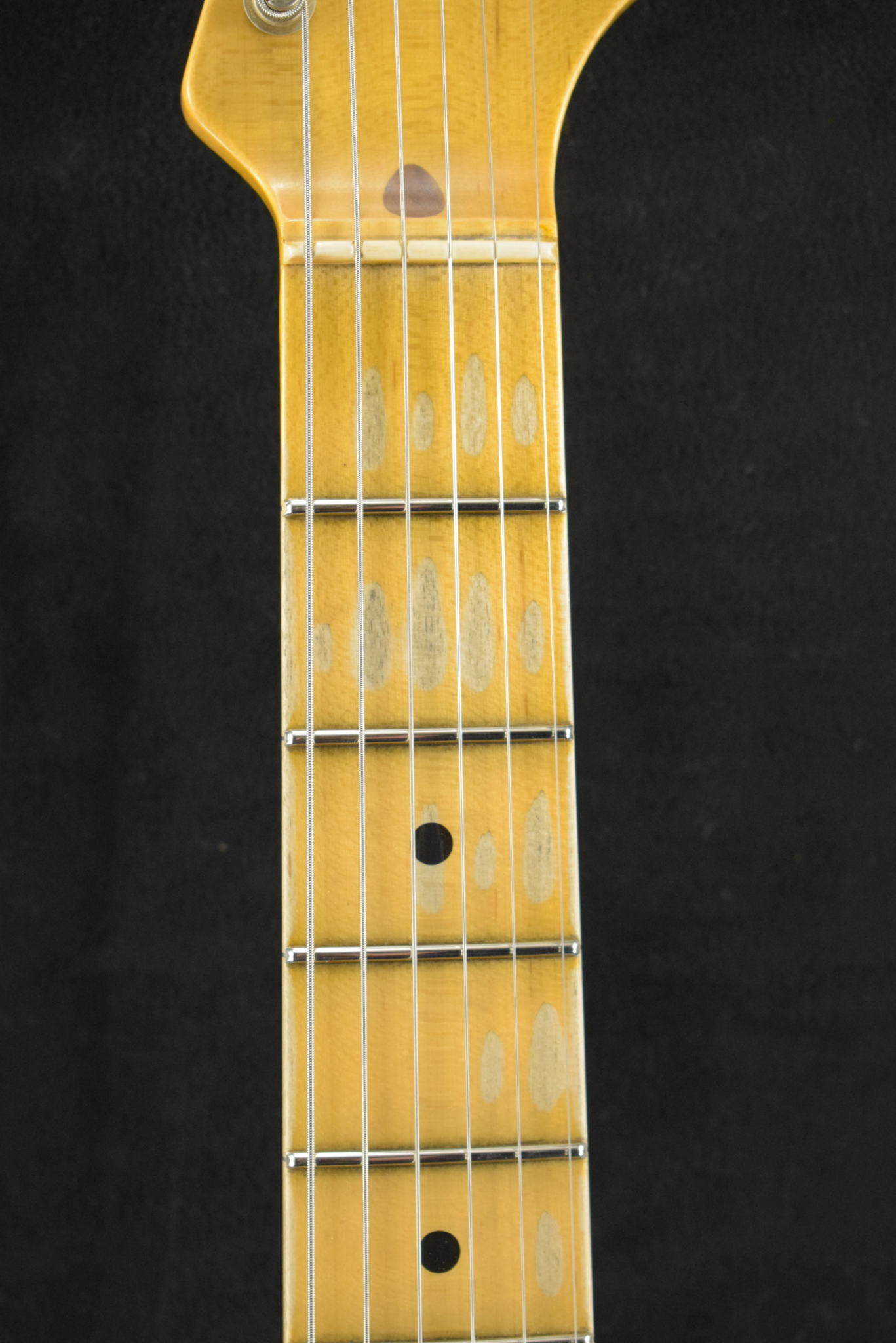 Fender Fender Custom Shop 1957 Stratocaster Relic Aged White Blonde