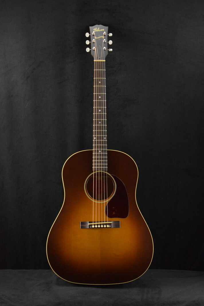 Gibson Gibson Custom Shop Fuller's Exclusive Early 40's J-45 Historic Legend Vintage Sunburst