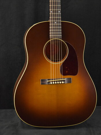 Gibson Gibson Custom Shop Fuller's Exclusive Early 40's J-45 Historic Legend Vintage Sunburst