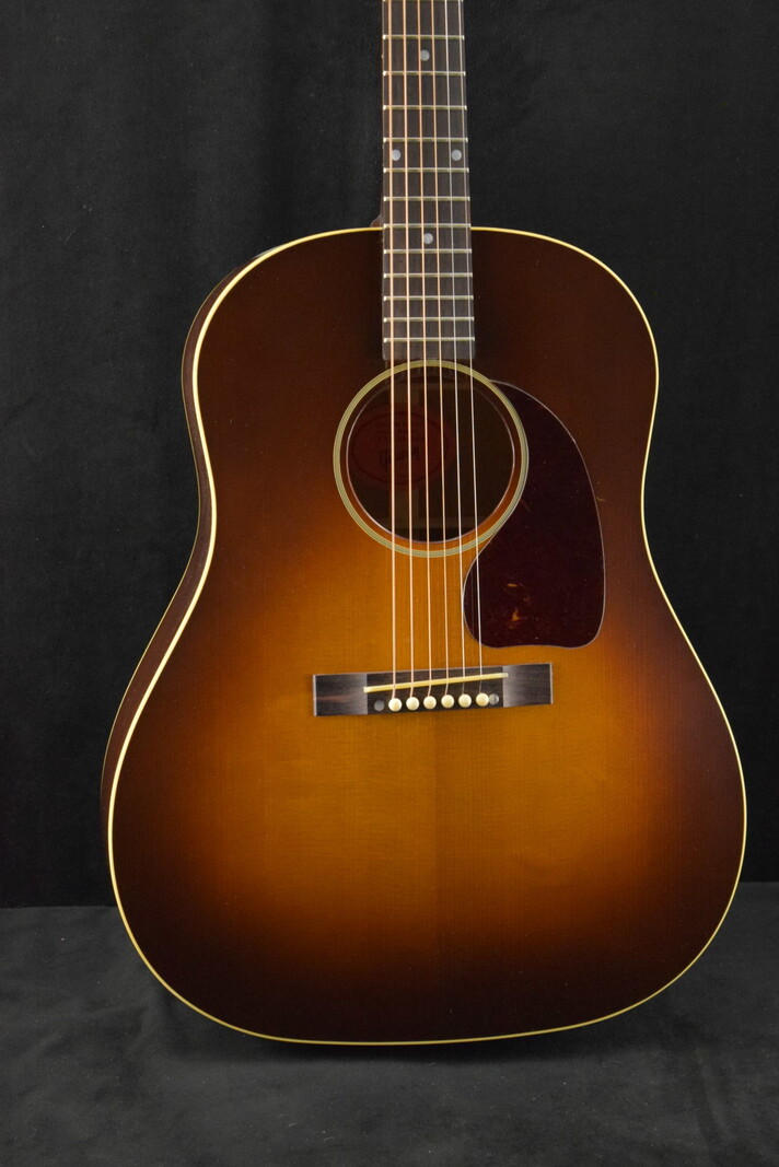 Gibson Gibson Custom Shop Fuller's Exclusive Early 40's J-45 Historic Legend Vintage Sunburst