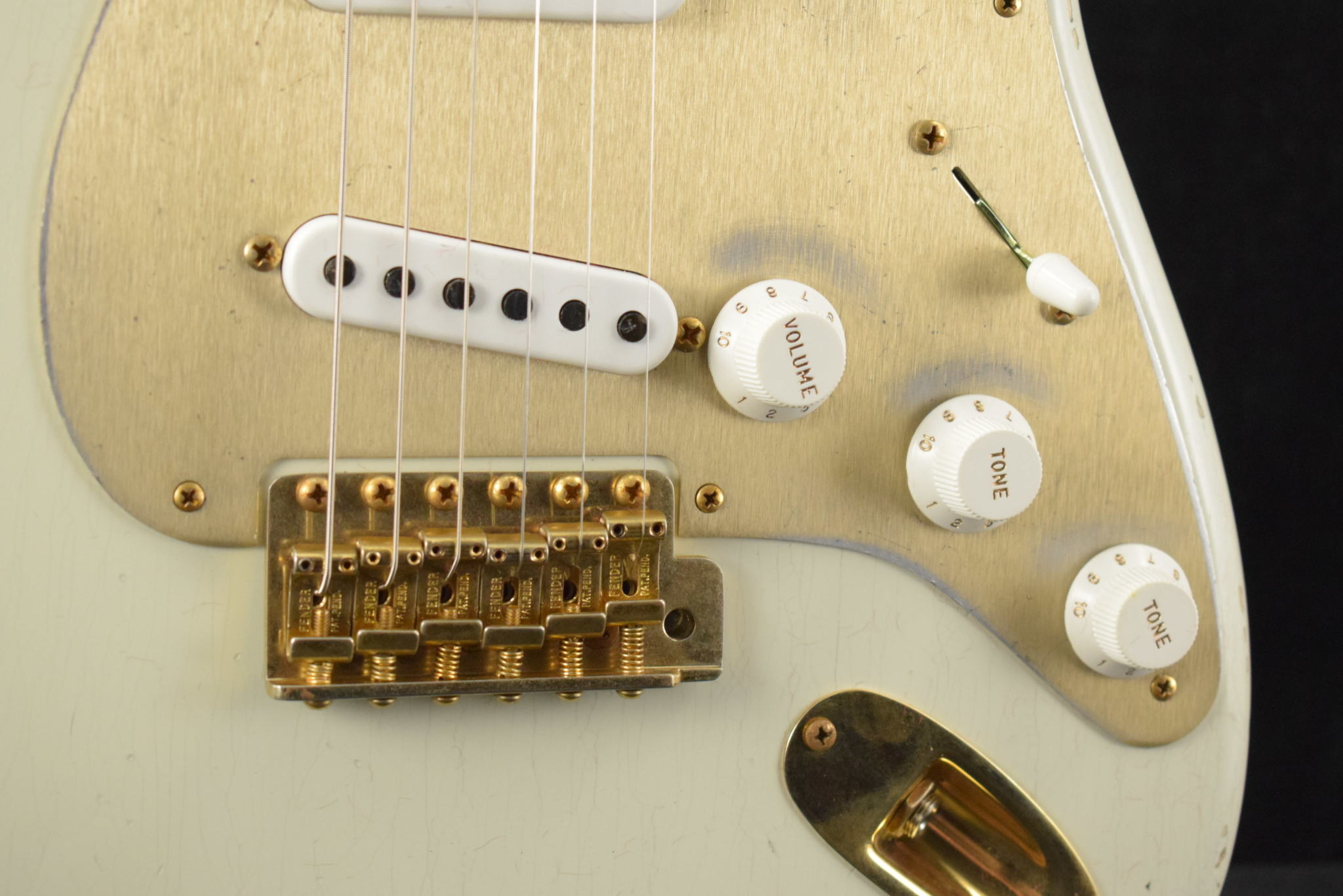 Fender Fender Custom Shop Limited Edition '55 Stratocaster Relic - Aged '55 Desert Tan