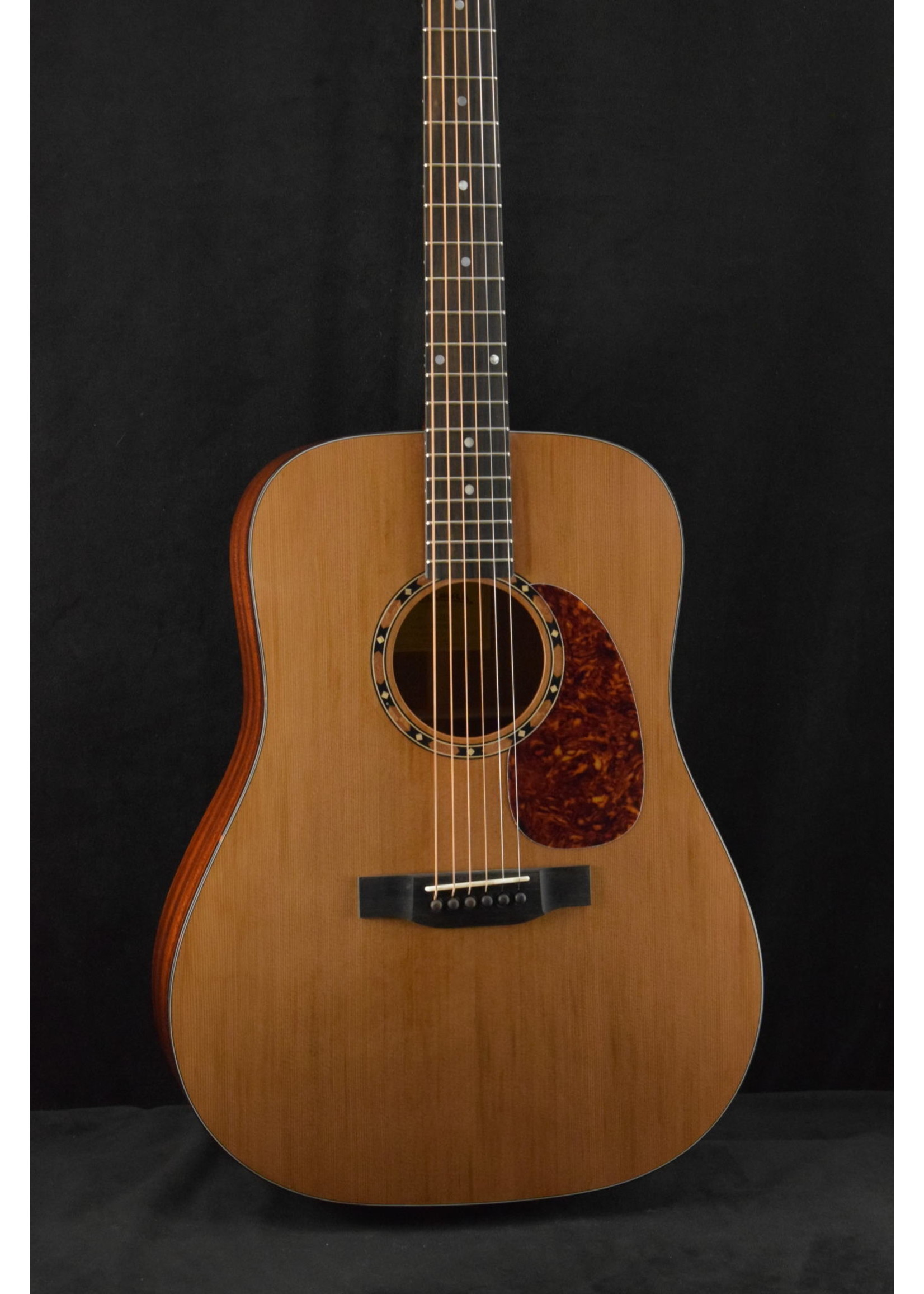 eastman e2d cedar