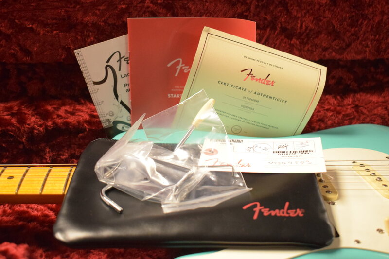 Fender Fender American Vintage II 1957 Stratocaster Left-Hand Sea Foam Green