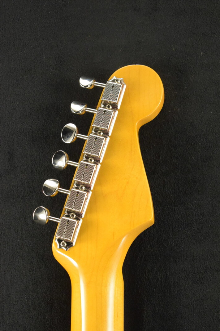 Fender Fender American Vintage II 1957 Stratocaster Left-Hand Sea Foam Green