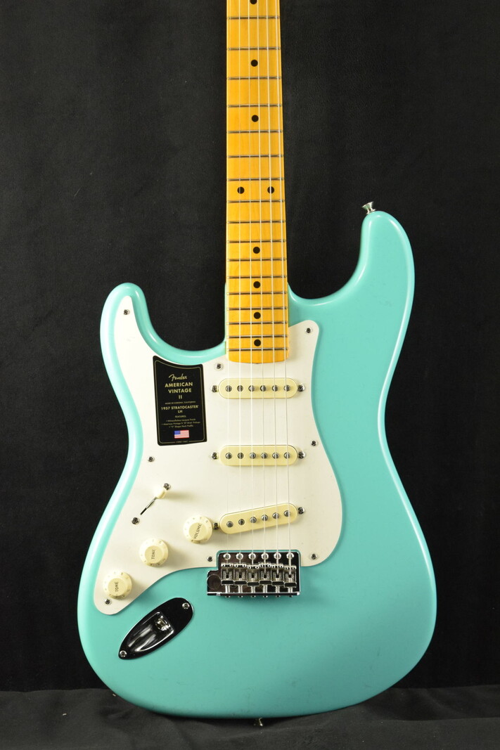 Fender Fender American Vintage II 1957 Stratocaster Left-Hand Sea Foam Green