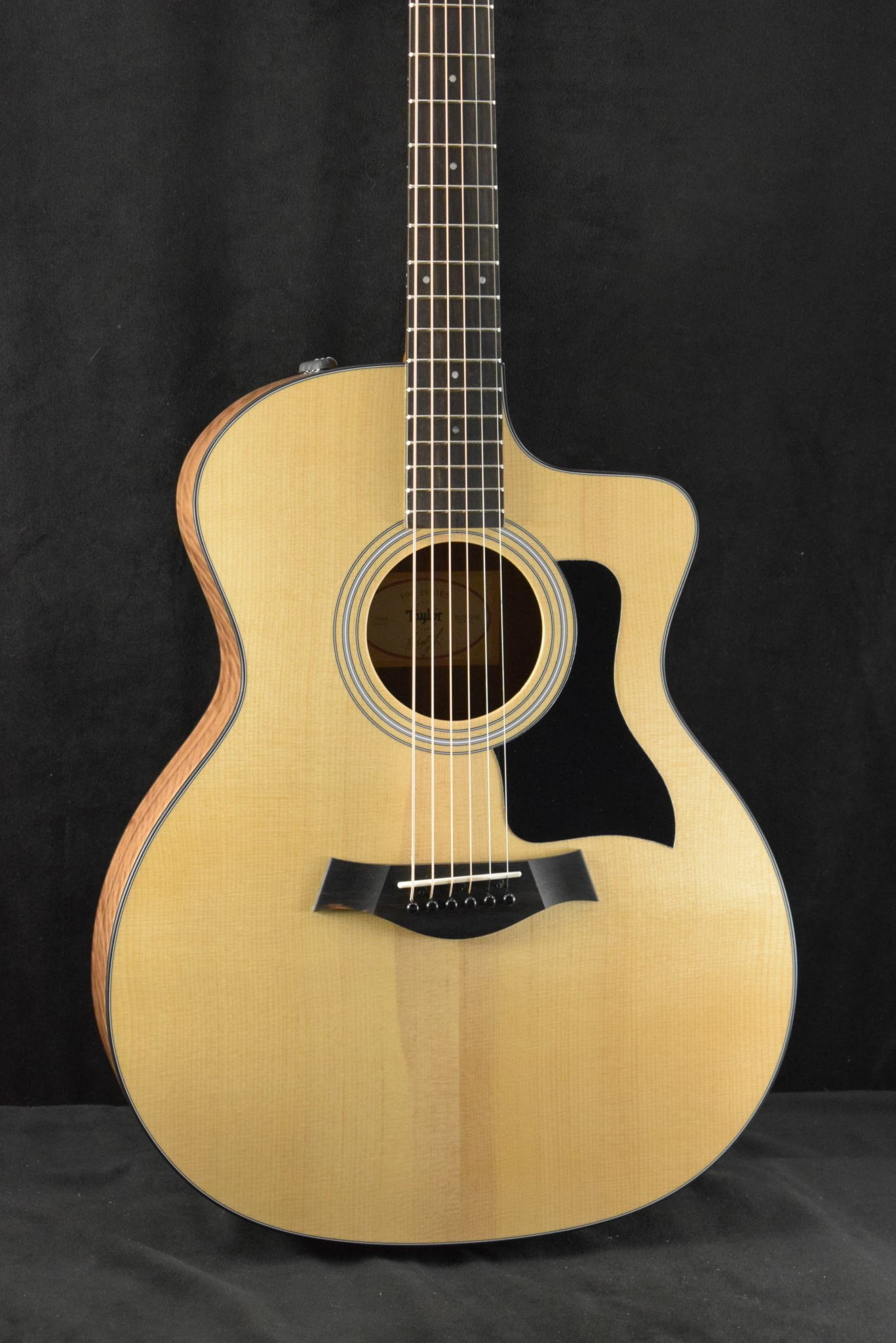 Taylor 114ce Walnut/Sitka Natural