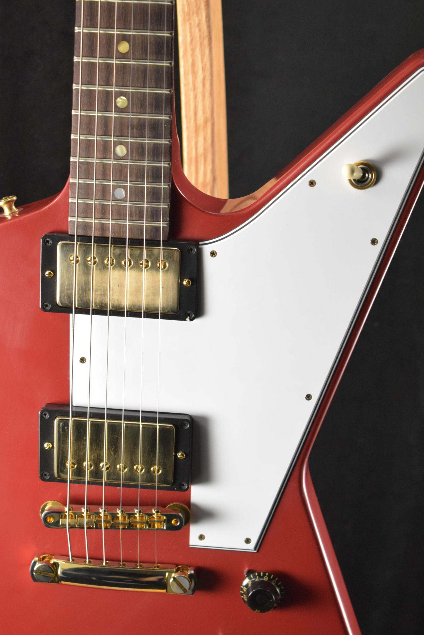 Gibson Gibson Custom Shop 1958 Korina Explorer VOS Cardinal Red Gold Hardware