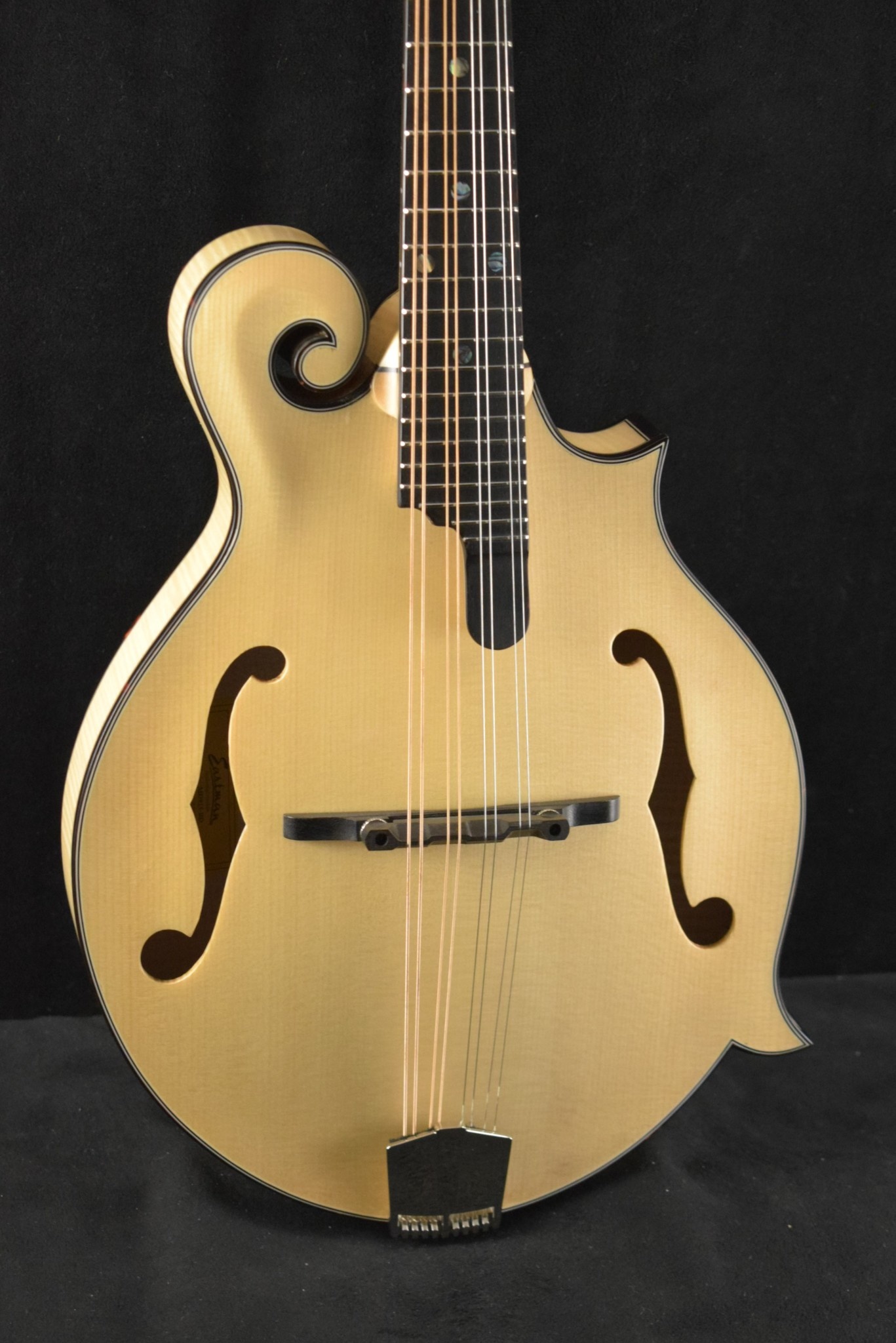Eastman Eastman MD915-BD F-Style Mandolin Blonde Finish