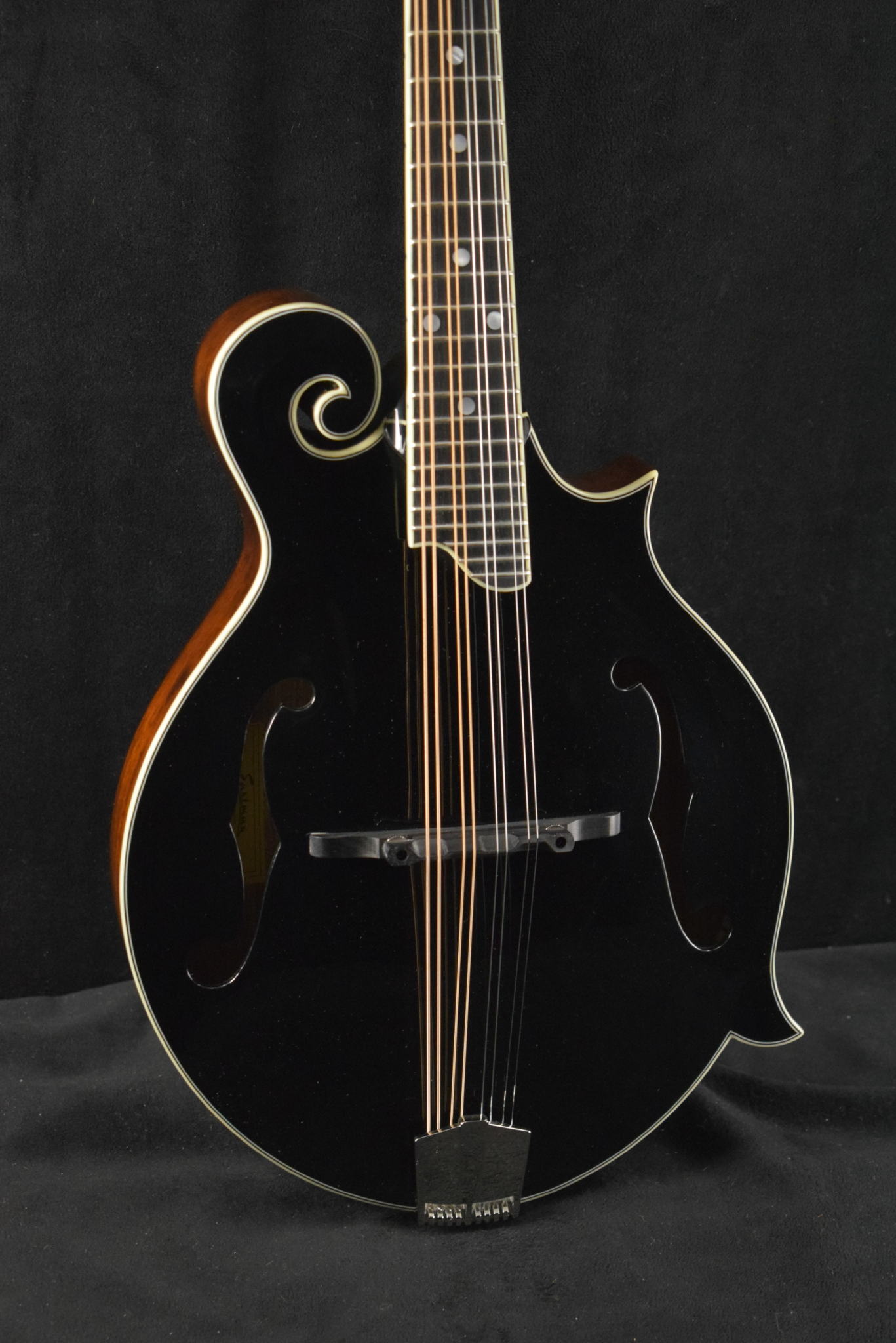 Eastman Eastman MD415-BK F-Style Mandolin Black Top